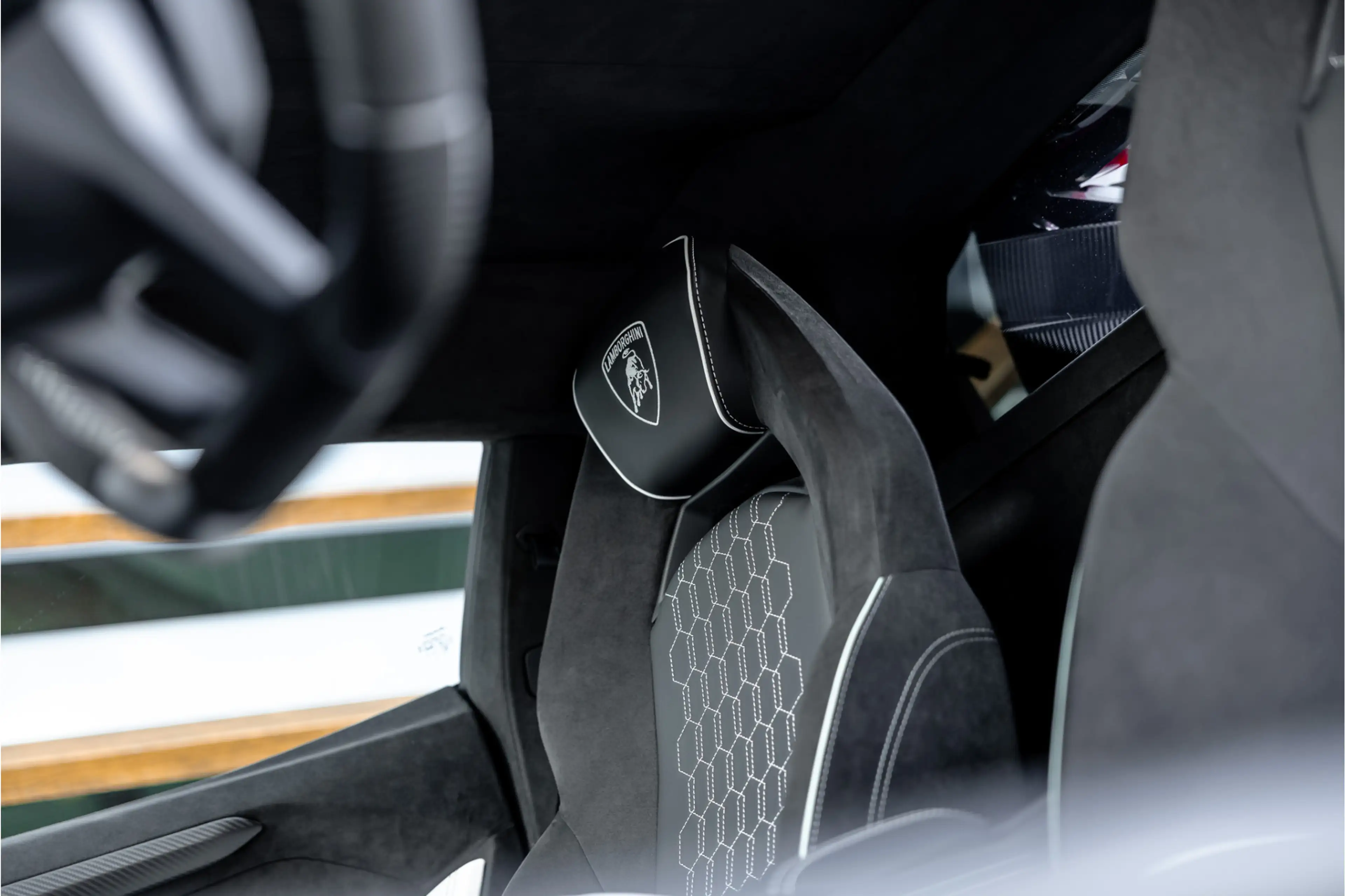 Lamborghini Revuelto 6.5 V12 - Nieuwe Auto | Origineel NL | Carbon | Pa — photo 27