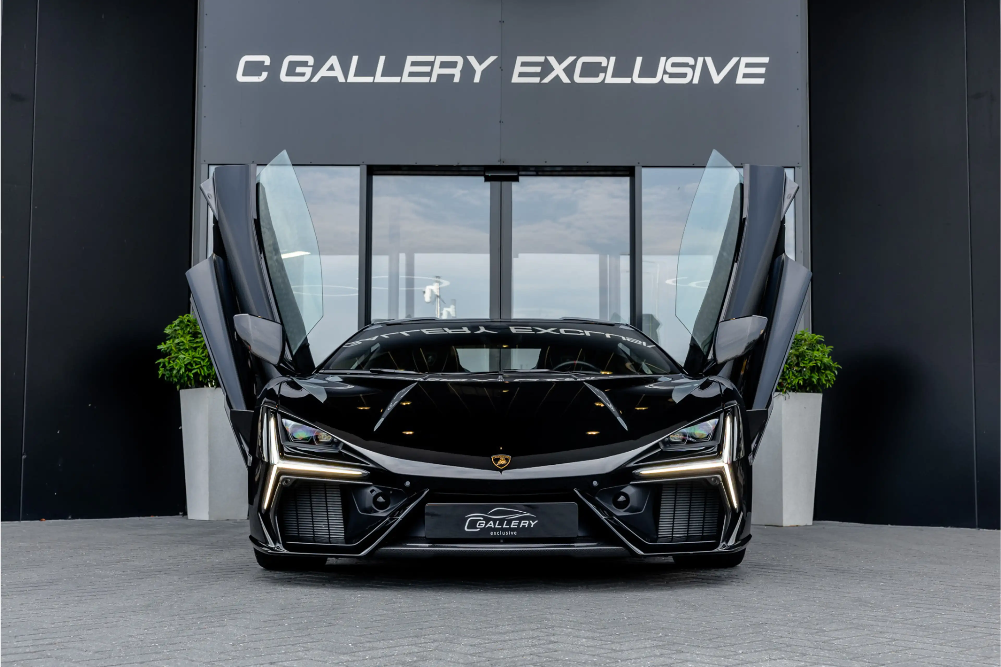 Lamborghini Revuelto 6.5 V12 - Nieuwe Auto | Origineel NL | Carbon | Pa — photo 3