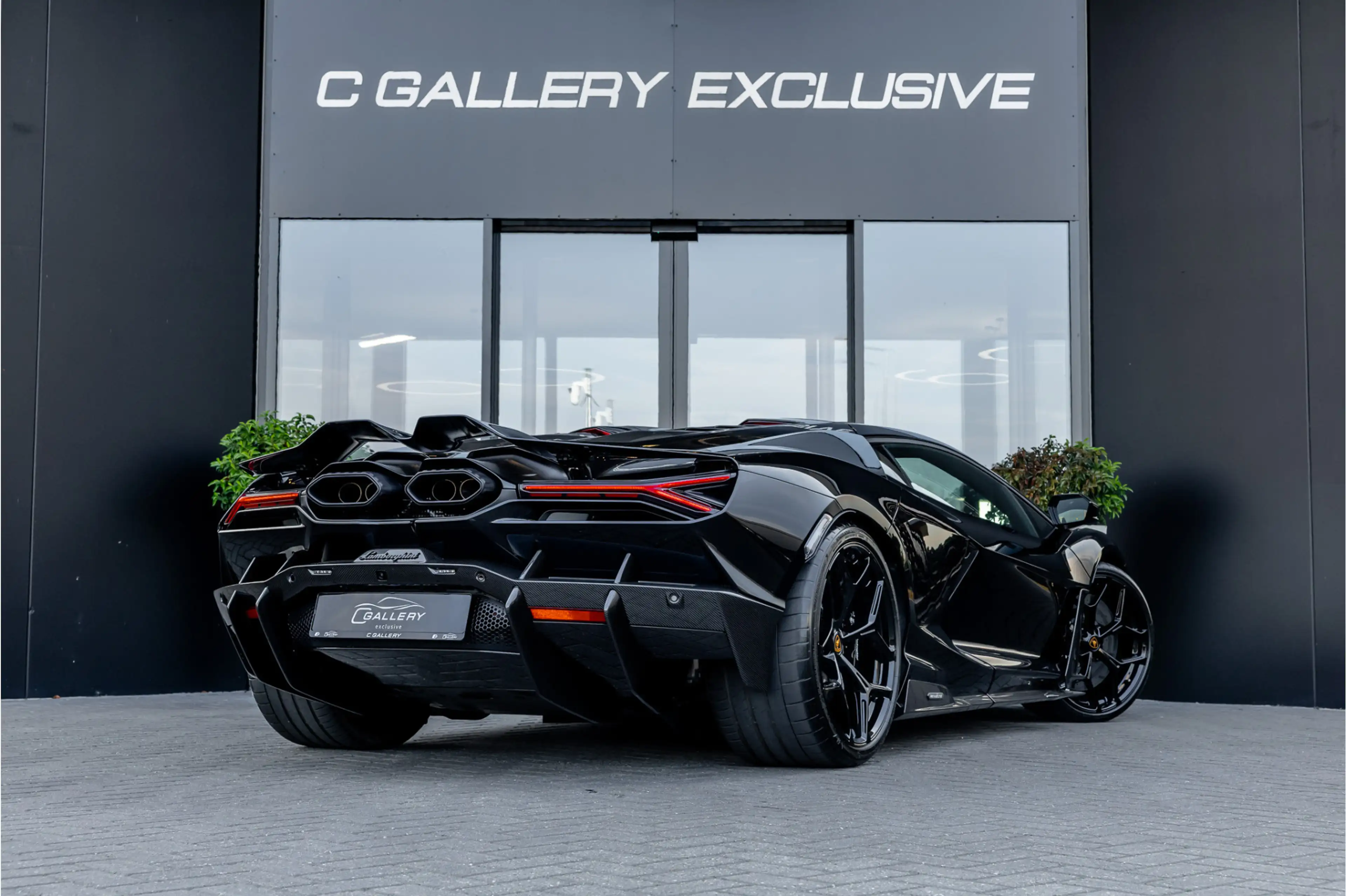 Lamborghini Revuelto 6.5 V12 - Nieuwe Auto | Origineel NL | Carbon | Pa — photo 9