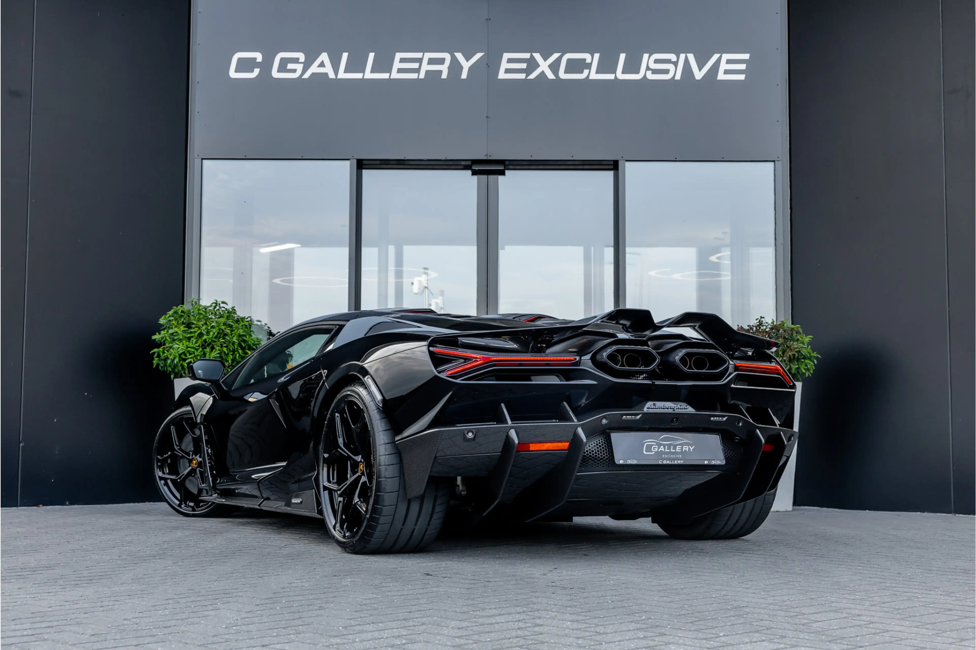 Lamborghini Revuelto 6.5 V12 - Nieuwe Auto | Origineel NL | Carbon | Pa — photo 7