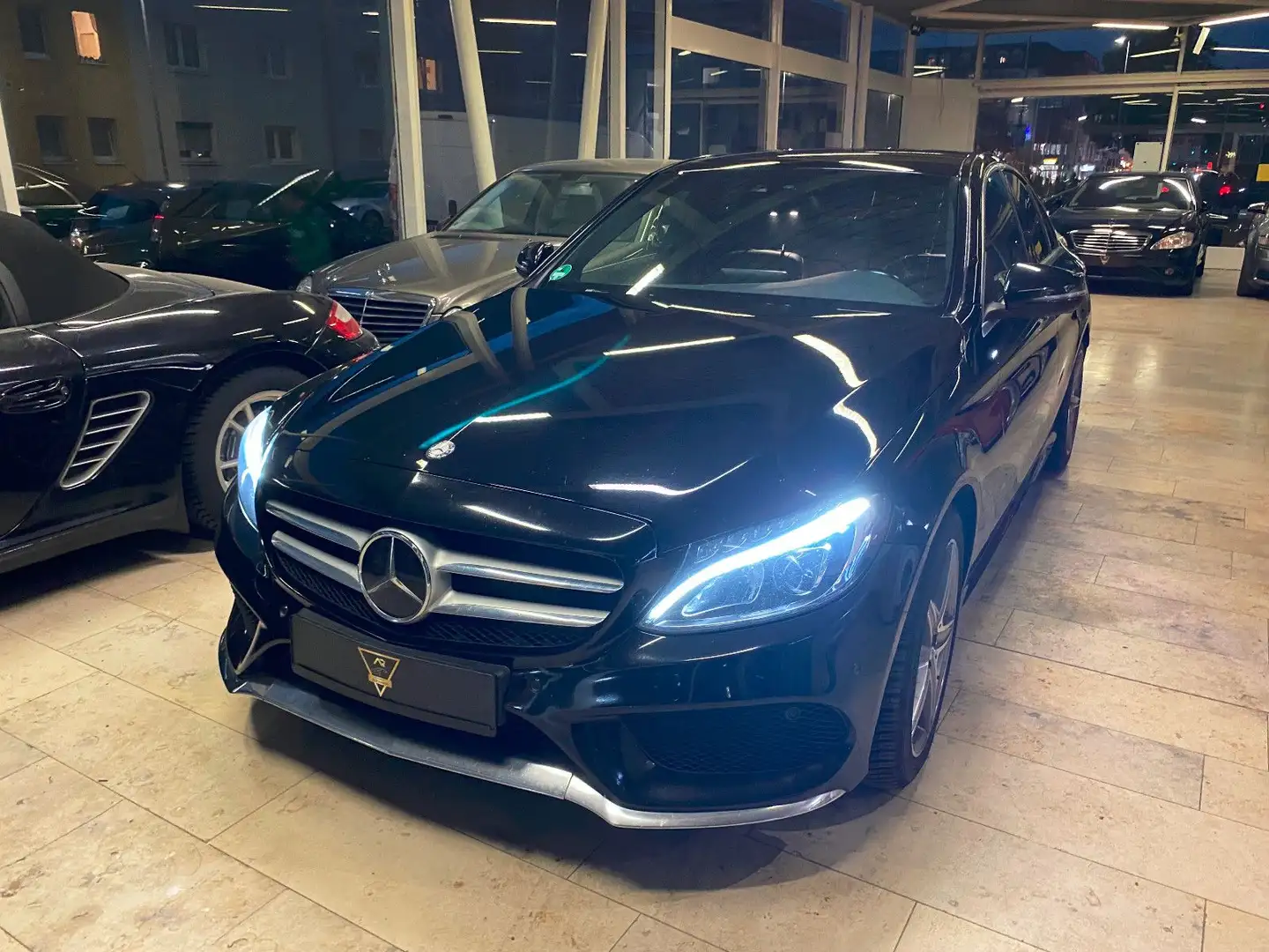 Mercedes-Benz C 220 d 4-Matic/AMG-Line/Kam/LED/Led./Navi/ Schwarz - 1