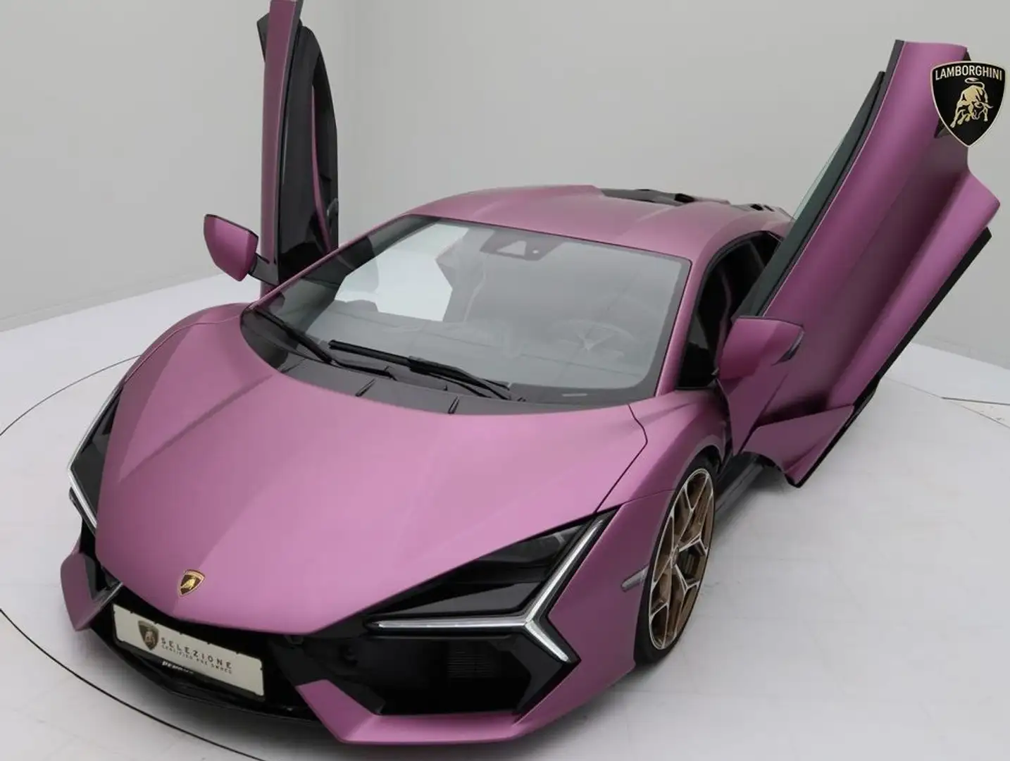 Lamborghini Revuelto Burdeos - 2