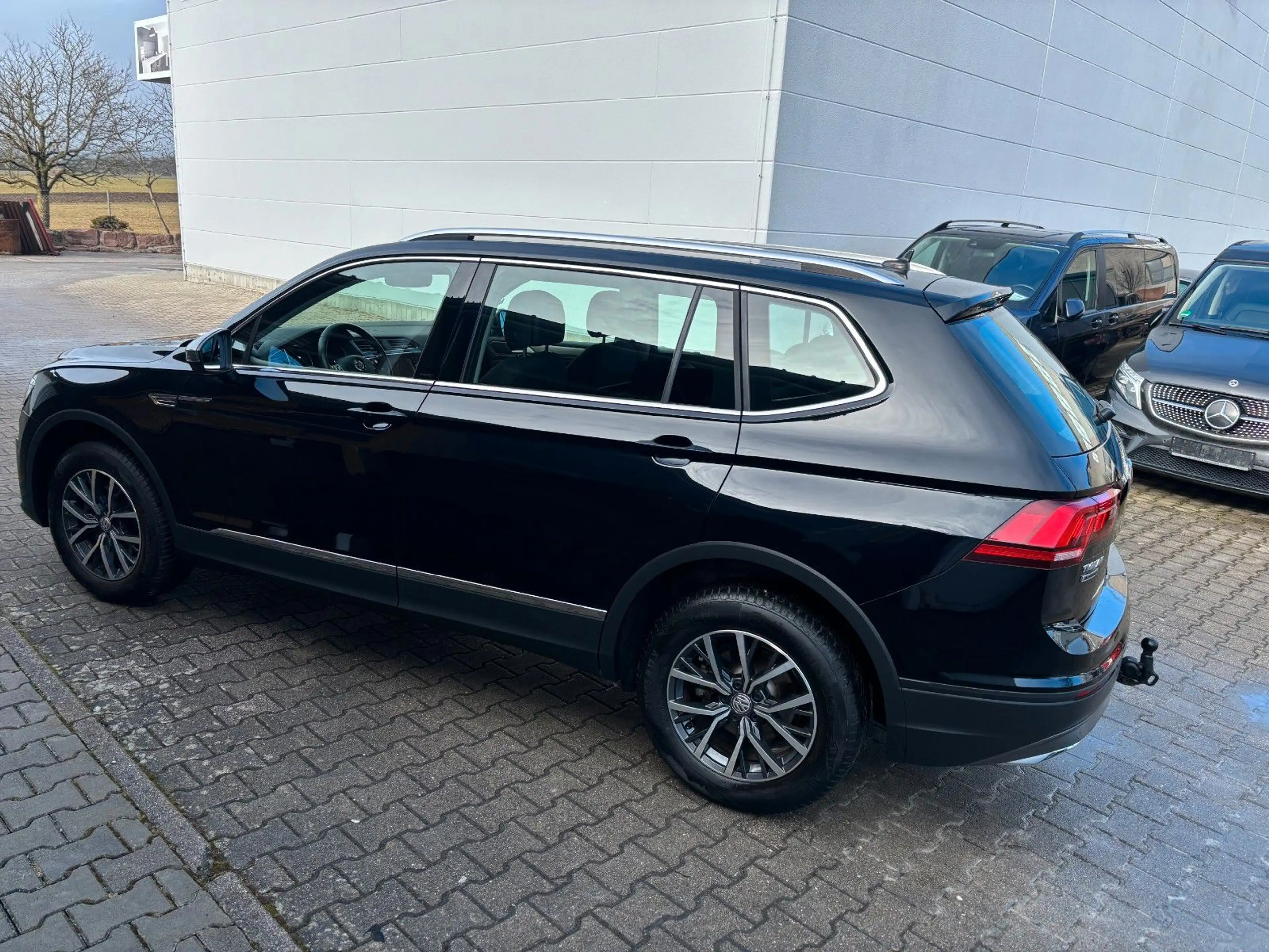 Volkswagen Tiguan Allspace AHK*NAV*ACC*SPUR*TOTWINK*LED*PDC — photo 10