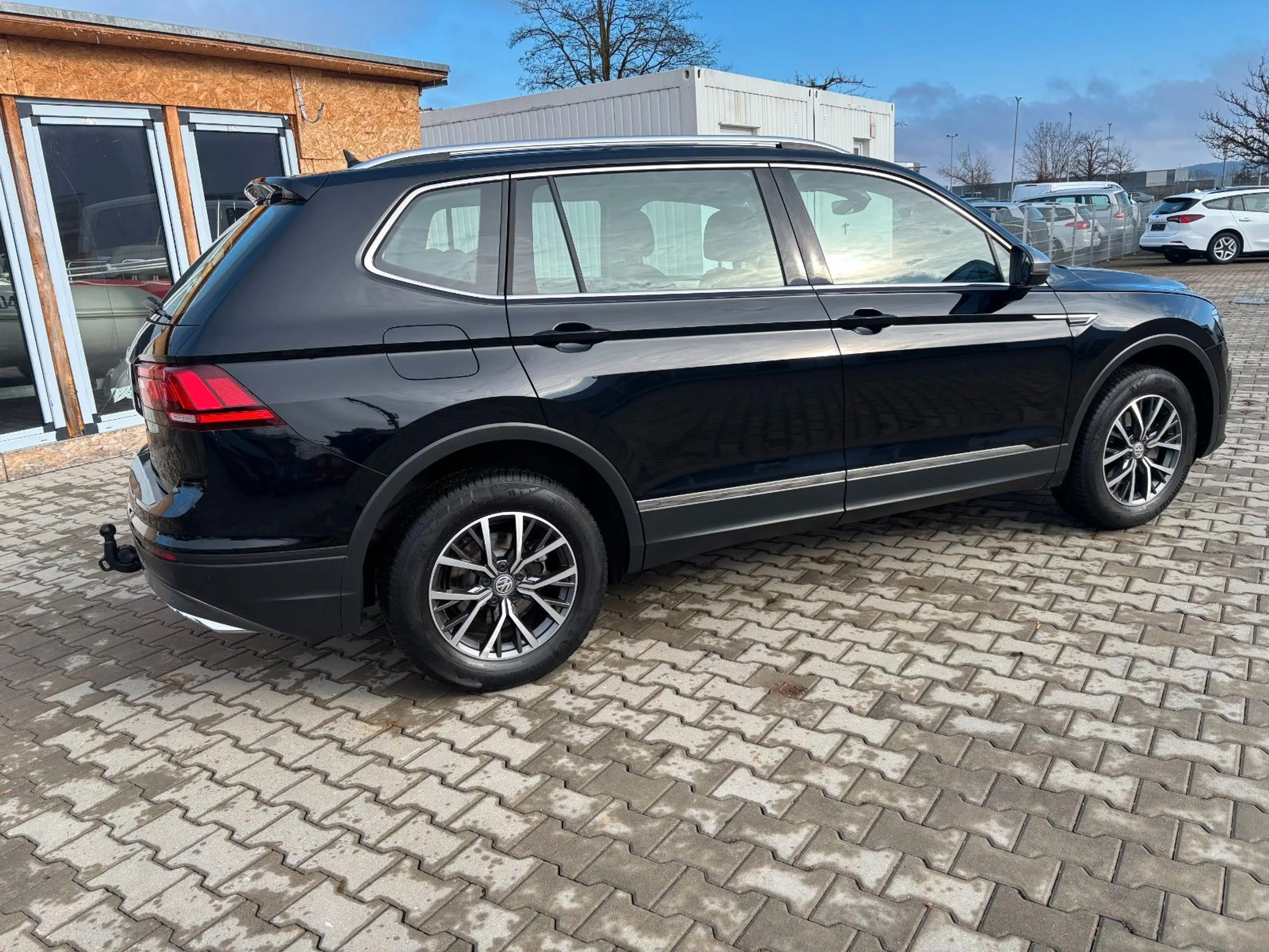 Volkswagen Tiguan Allspace AHK*NAV*ACC*SPUR*TOTWINK*LED*PDC — photo 4