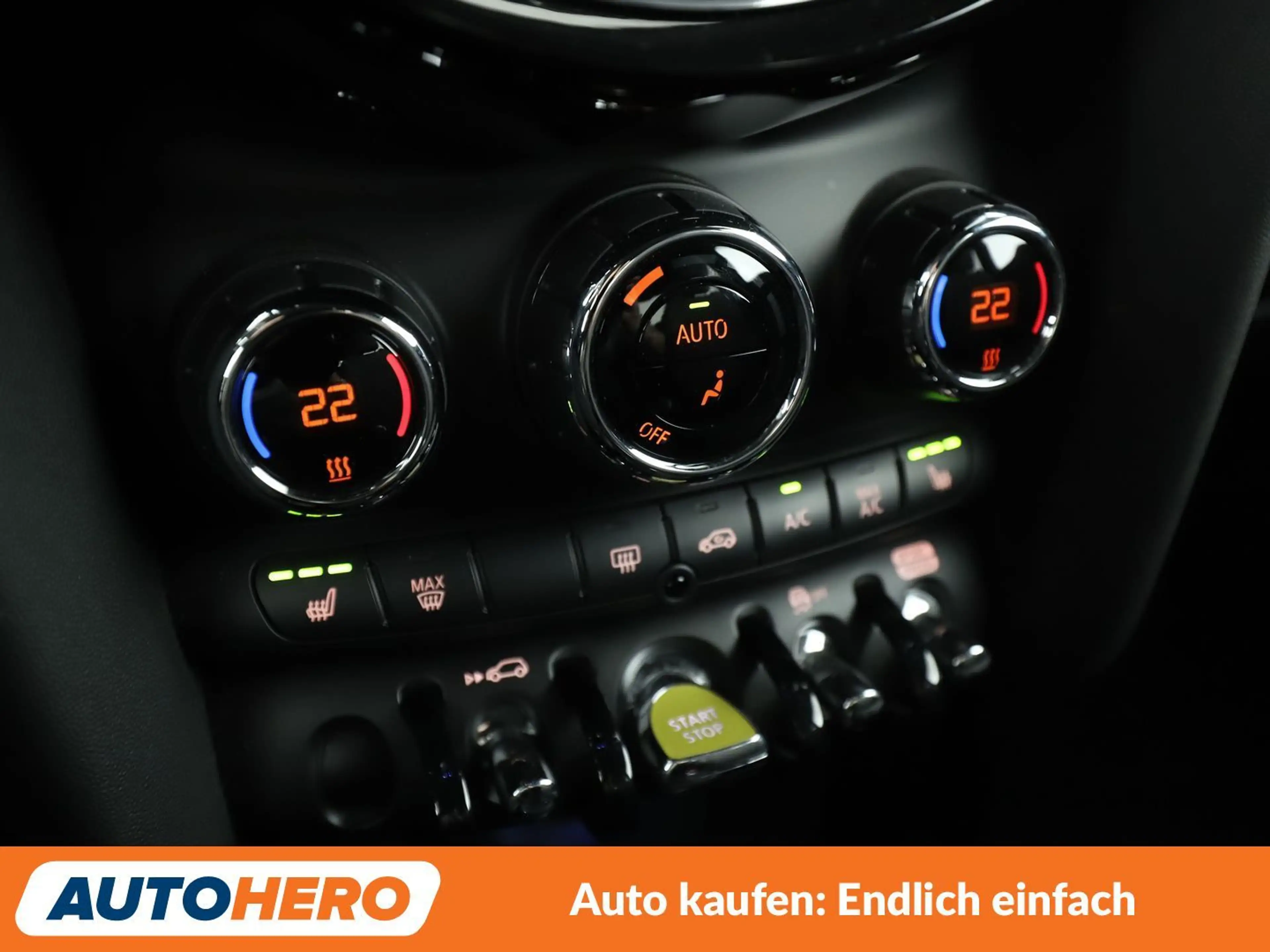 MINI Cooper SE Cooper SE Classic Trim — photo 24
