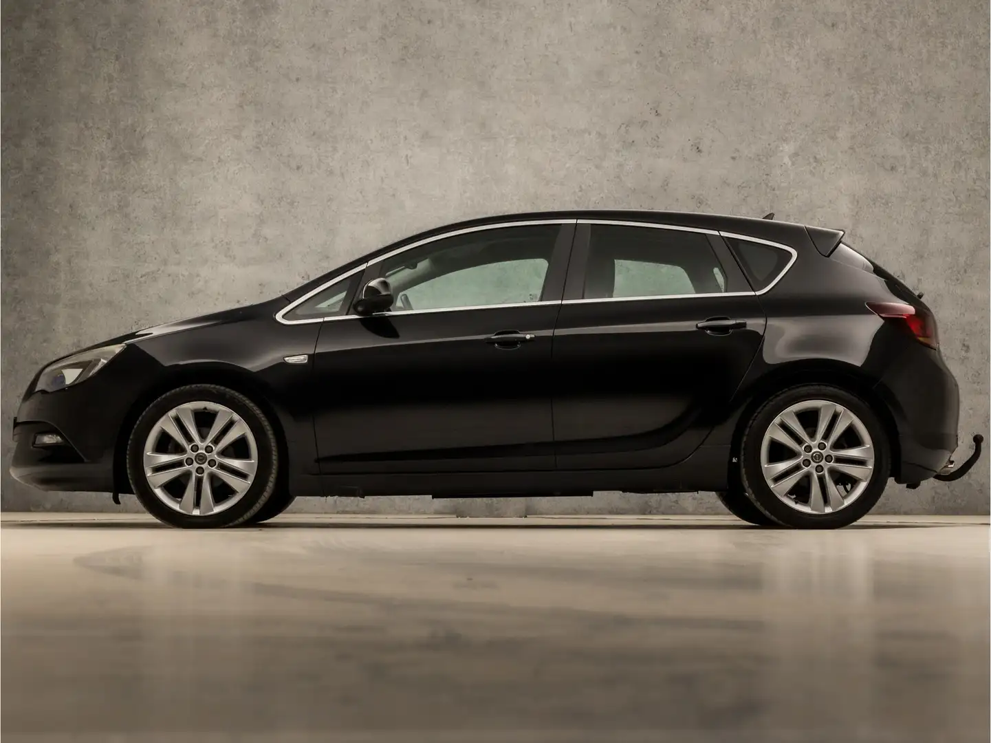 Opel Astra 1.4 Turbo Sport 141Pk (NAVIGATIE, LOGISCH NAP, CLI Schwarz - 2