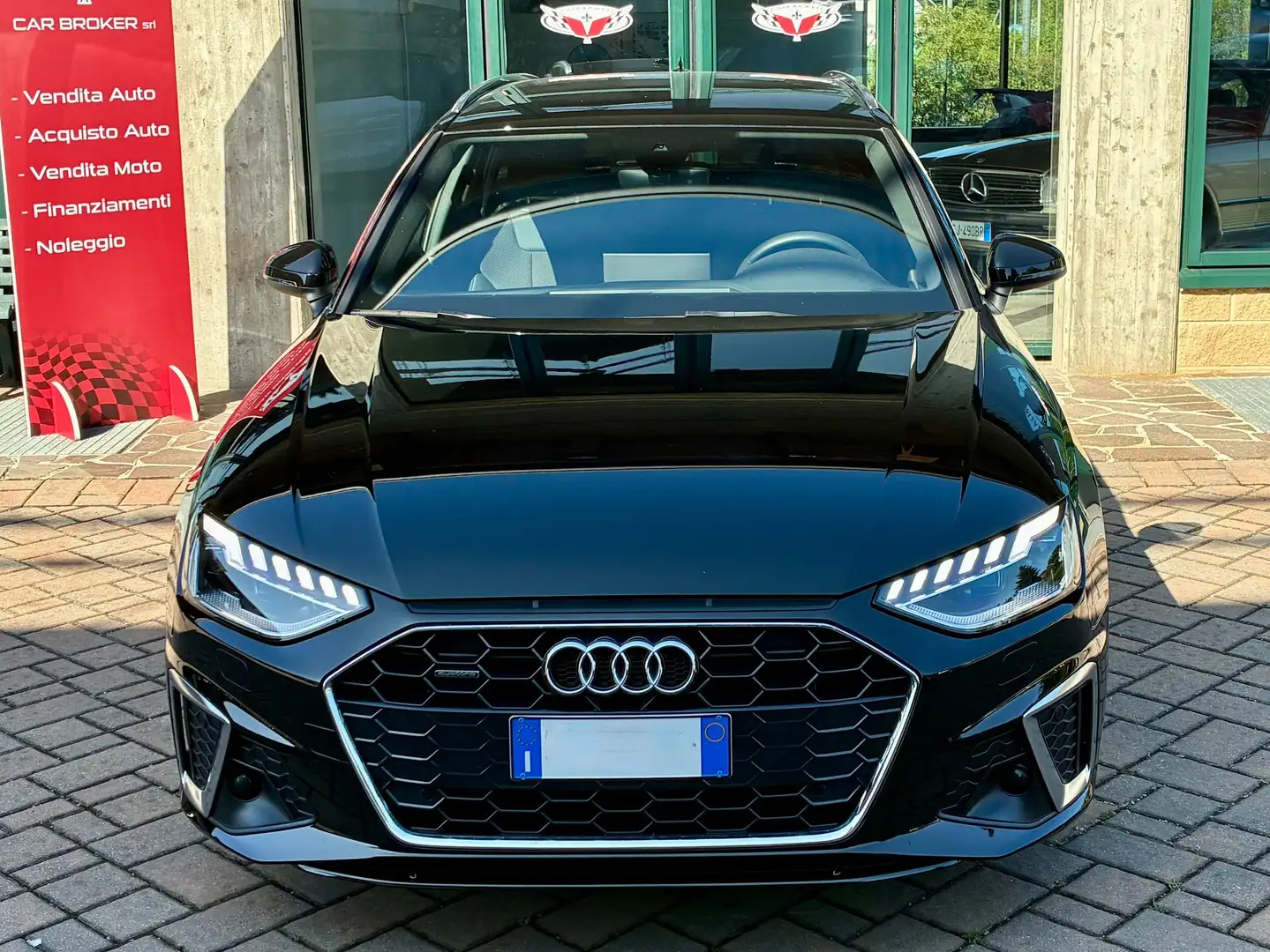 Audi A4 A4 Avant 40 2.0 tdi mhev Advanced 4 204cv s-tronic Nero - 2