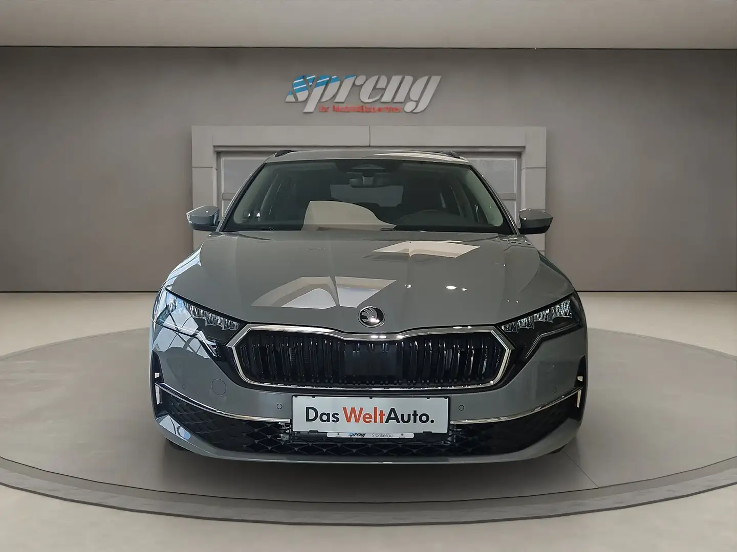 Skoda Octavia Combi Selection- DSG Automatik € 29.999,-* Grau - 2