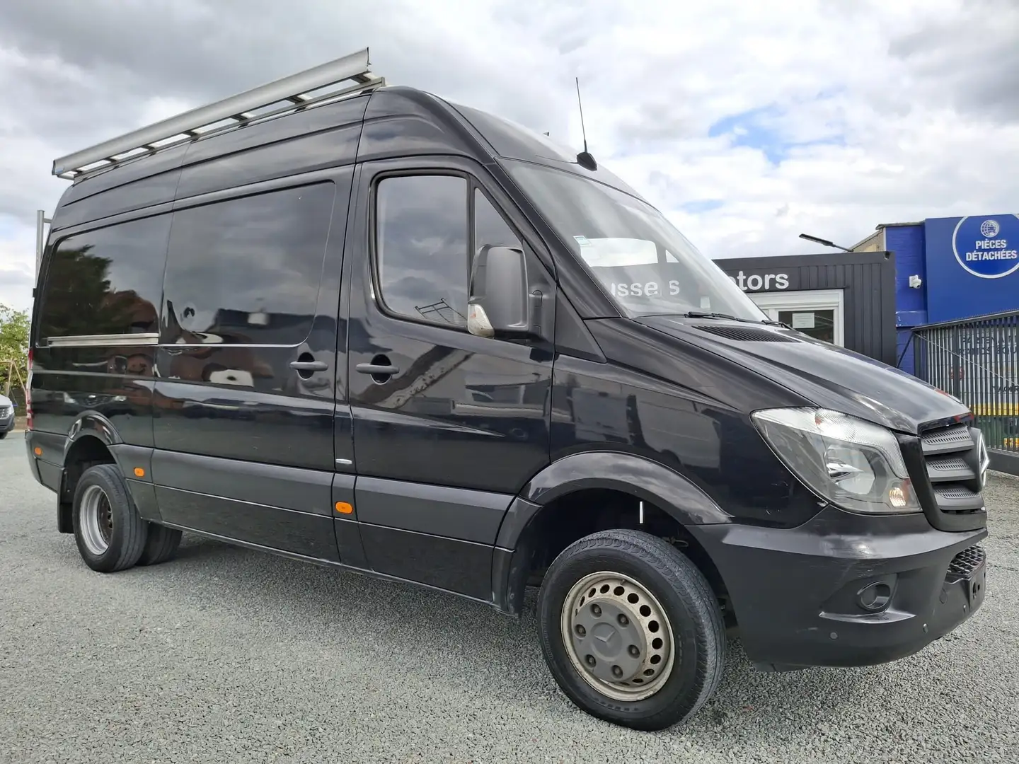 Mercedes-Benz Sprinter 519 L2H2 Noir - 1