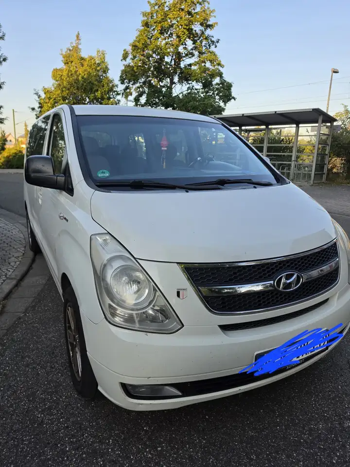 Hyundai H-1