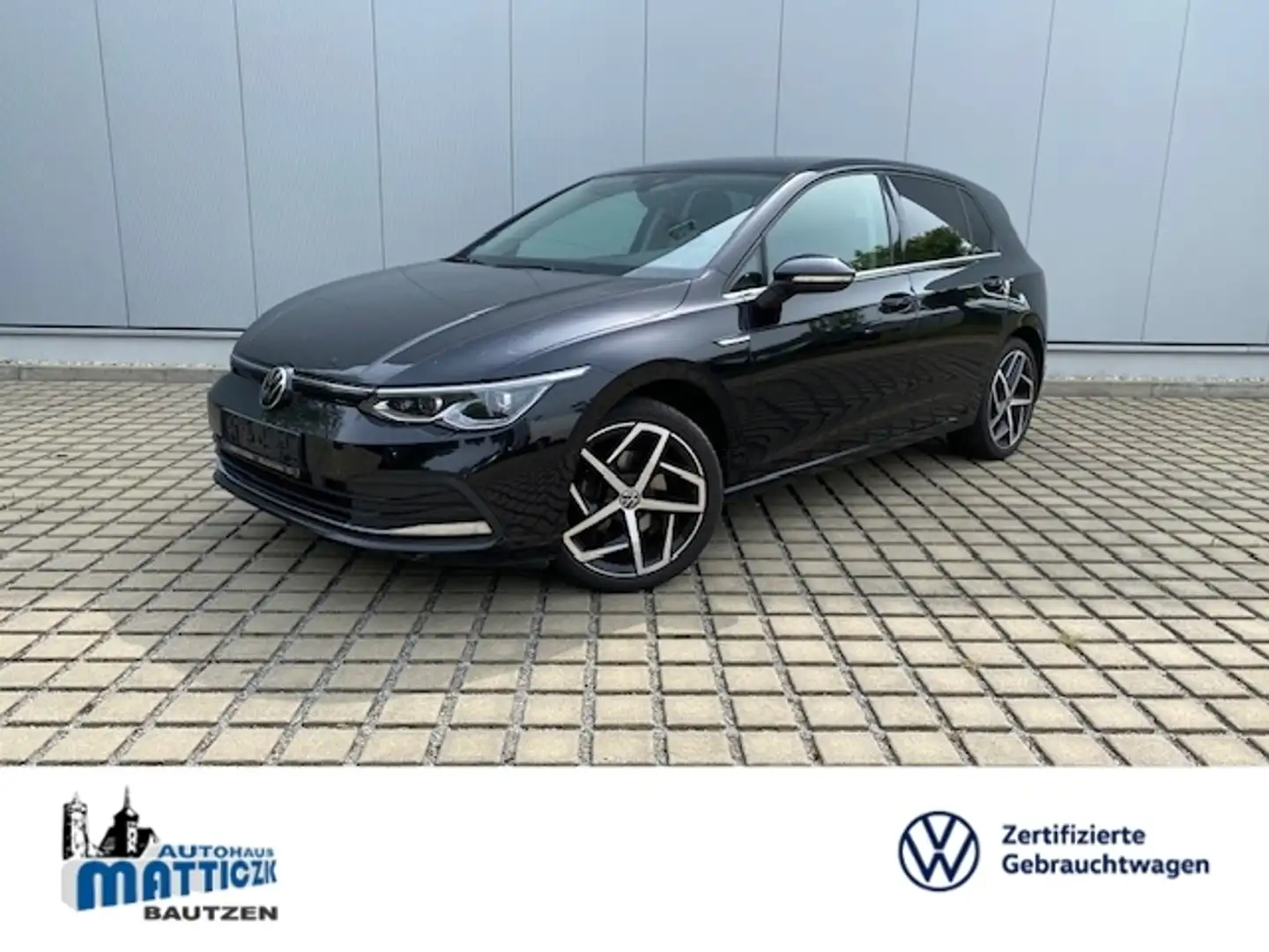 Volkswagen Golf VIII 1.5 eTSI 150 PS DSG Style AHK/18-ZOLL/MATRIX Schwarz - 1