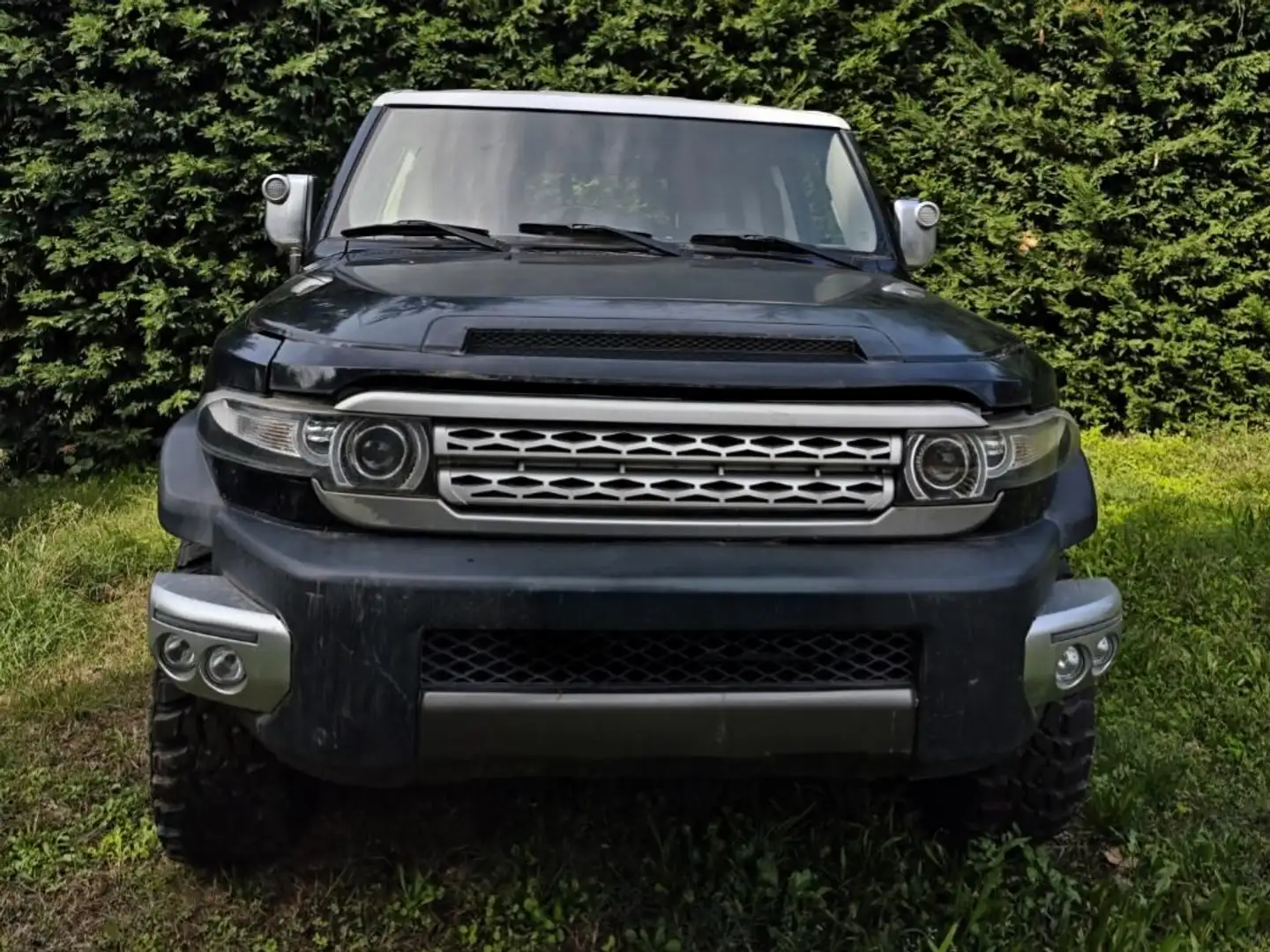 Toyota FJ Cruiser Noir - 2
