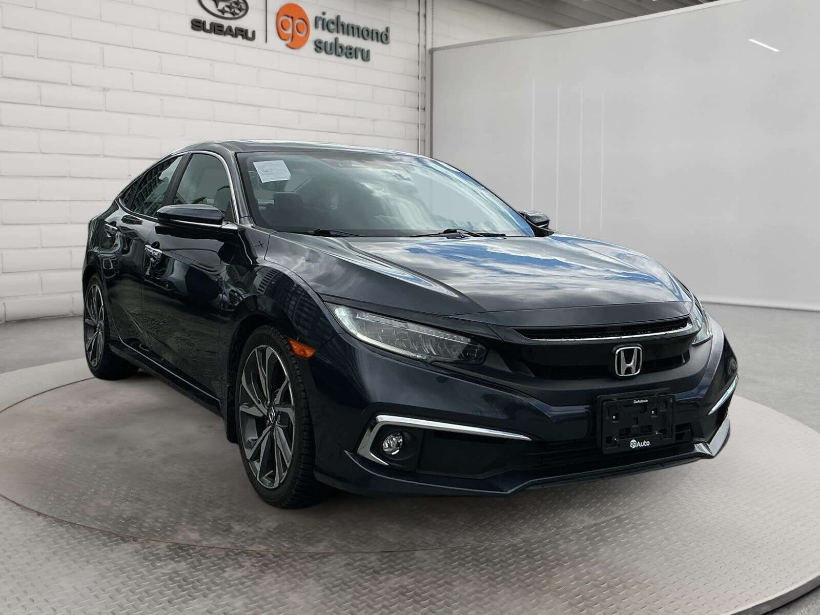 2019 Honda Civic BC CAR | $3.1K & $0 CLAIM | Touring — снимка 1