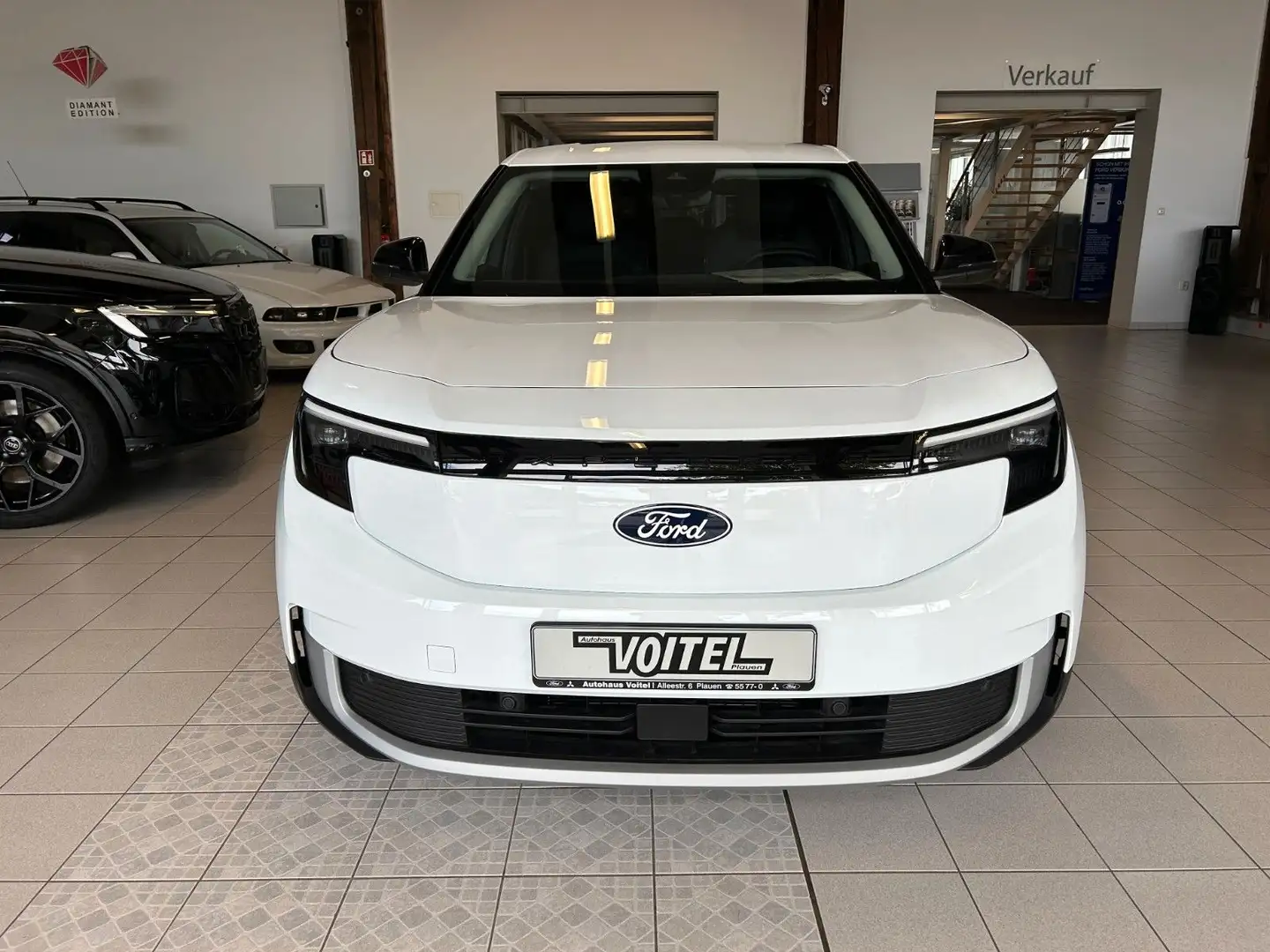 Ford Explorer Select RWD Bianco - 2