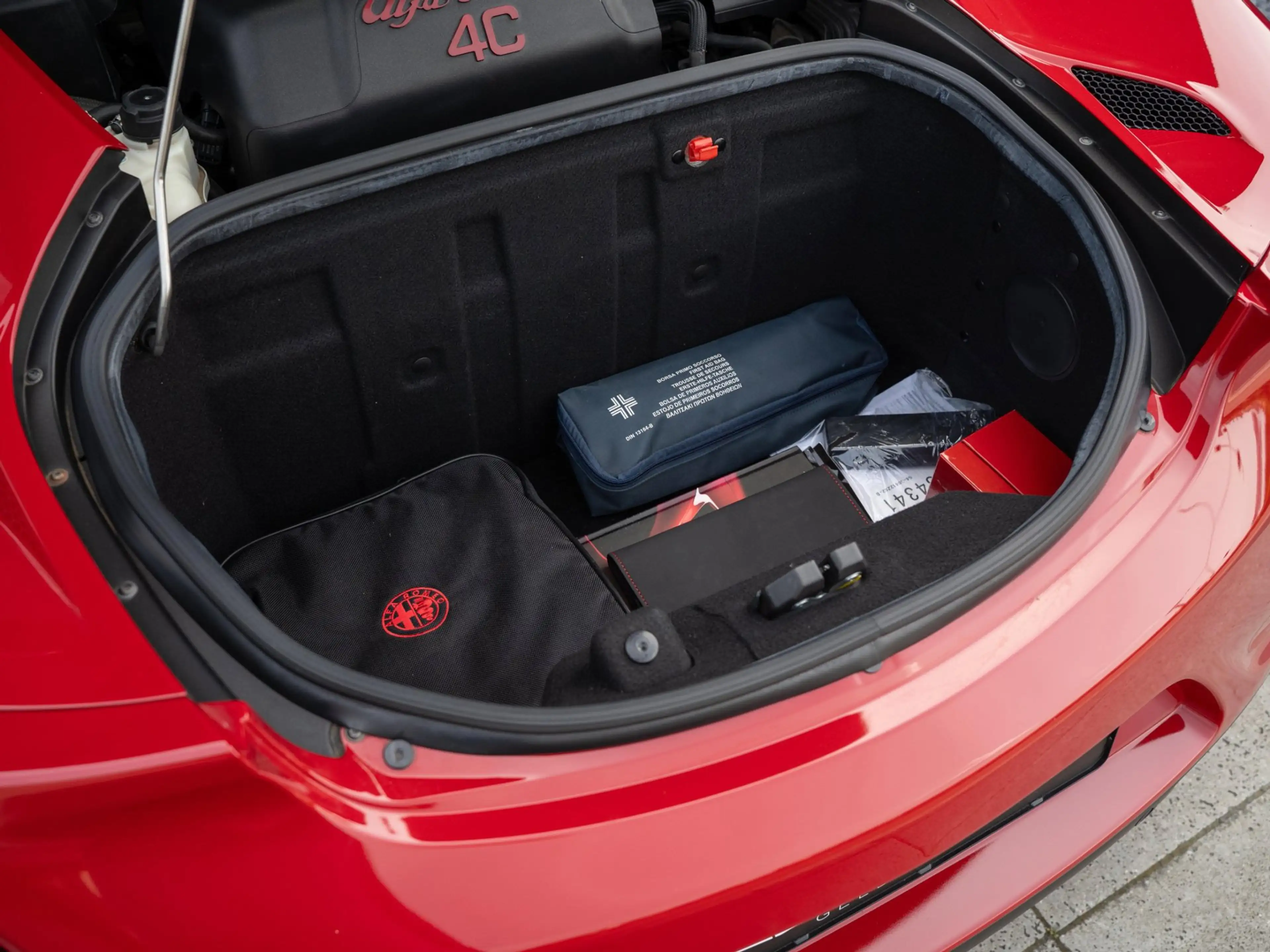 Alfa Romeo 4C 1750TBI TCT / Eerste eigenaar / Dealer onderhouden — photo 25