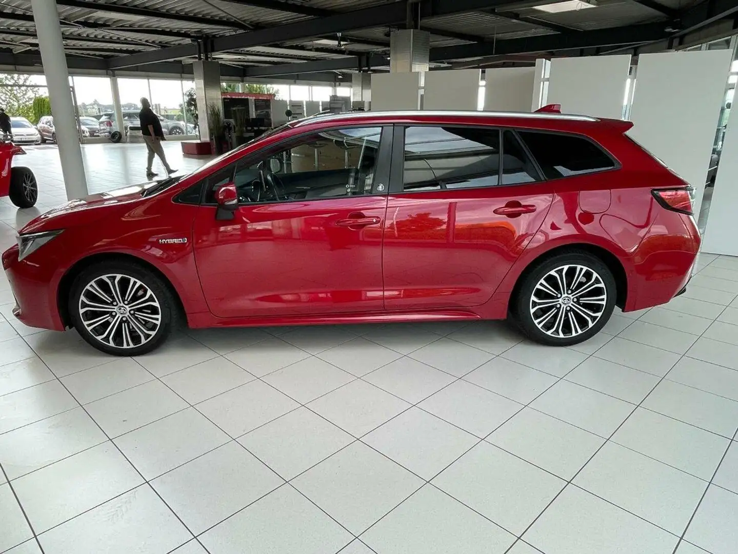 Toyota Corolla Touring Sports 2.0 Hybrid Team+AT+Navi++ Rosso - 2