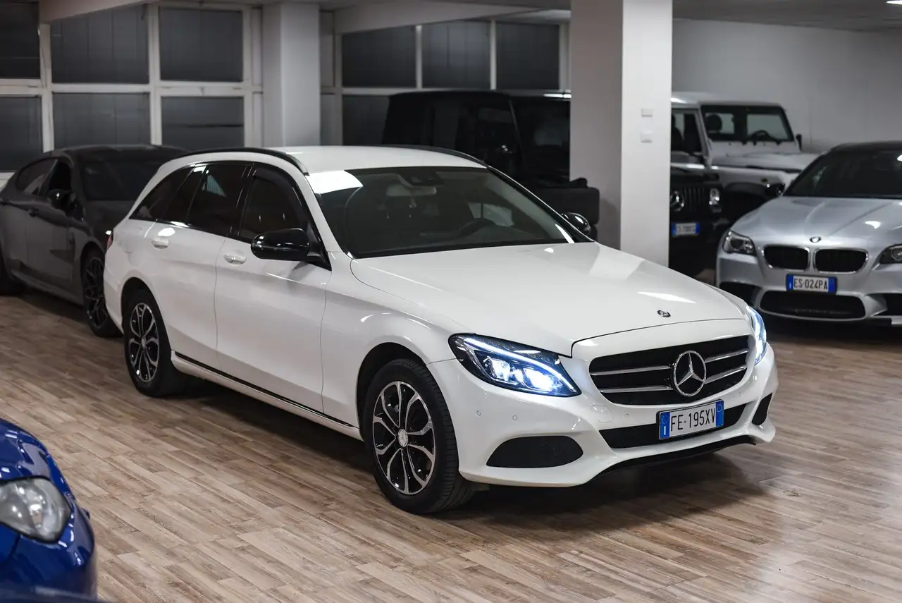 Mercedes-Benz C 220