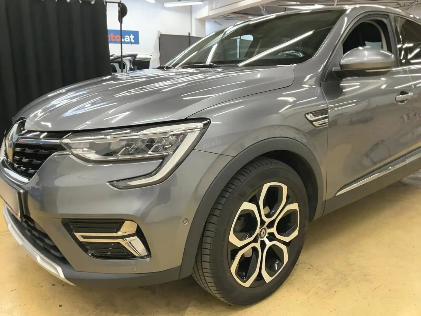 Renault Arkana Arkana TCe 140 EDC PF Intens Aut. Intens Grau - 2