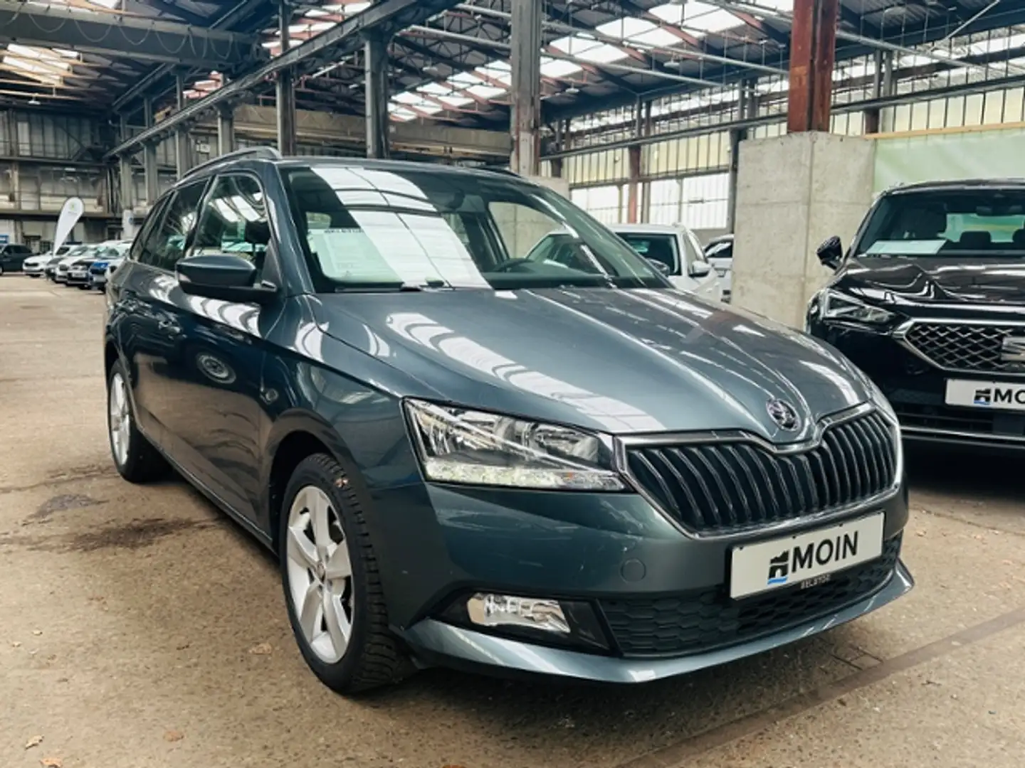Skoda Fabia III Combi 1.0 MPI 55kW Cool Plus Klima ABS Blueto Silber - 2