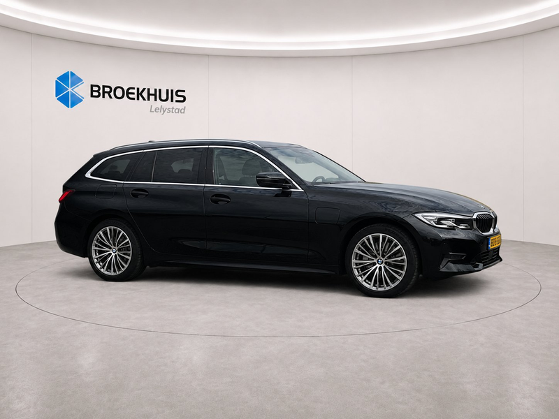 BMW 330 3-serie Touring 330E XDRIVE 292PK HIGH EXECUTIVE A — photo 3