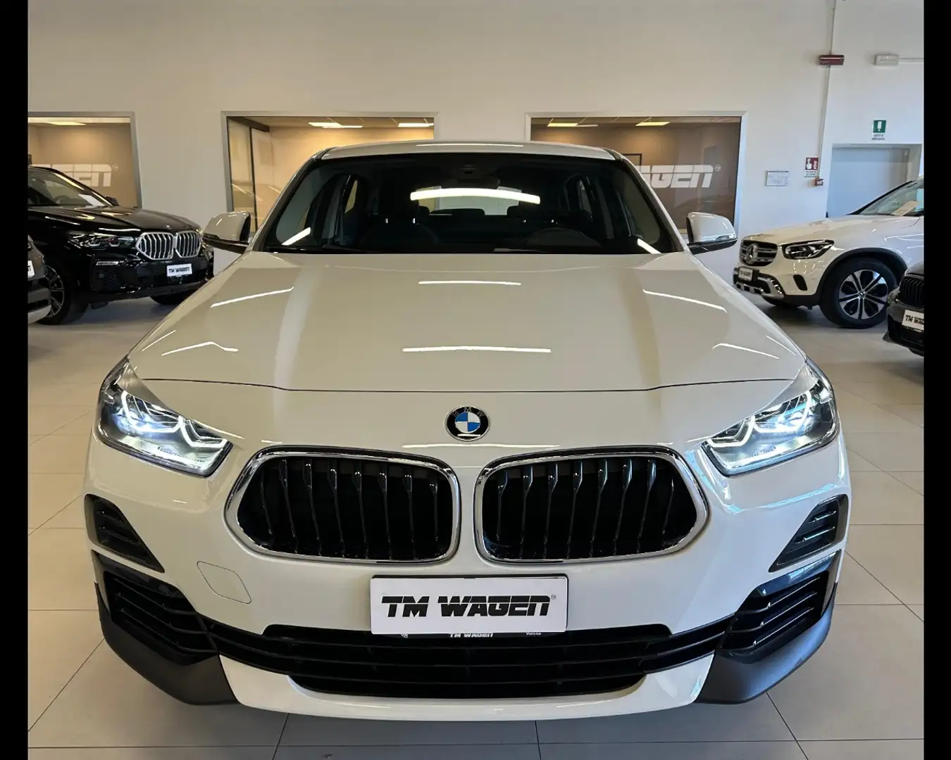 BMW X2 sDrive18d Bianco - 2