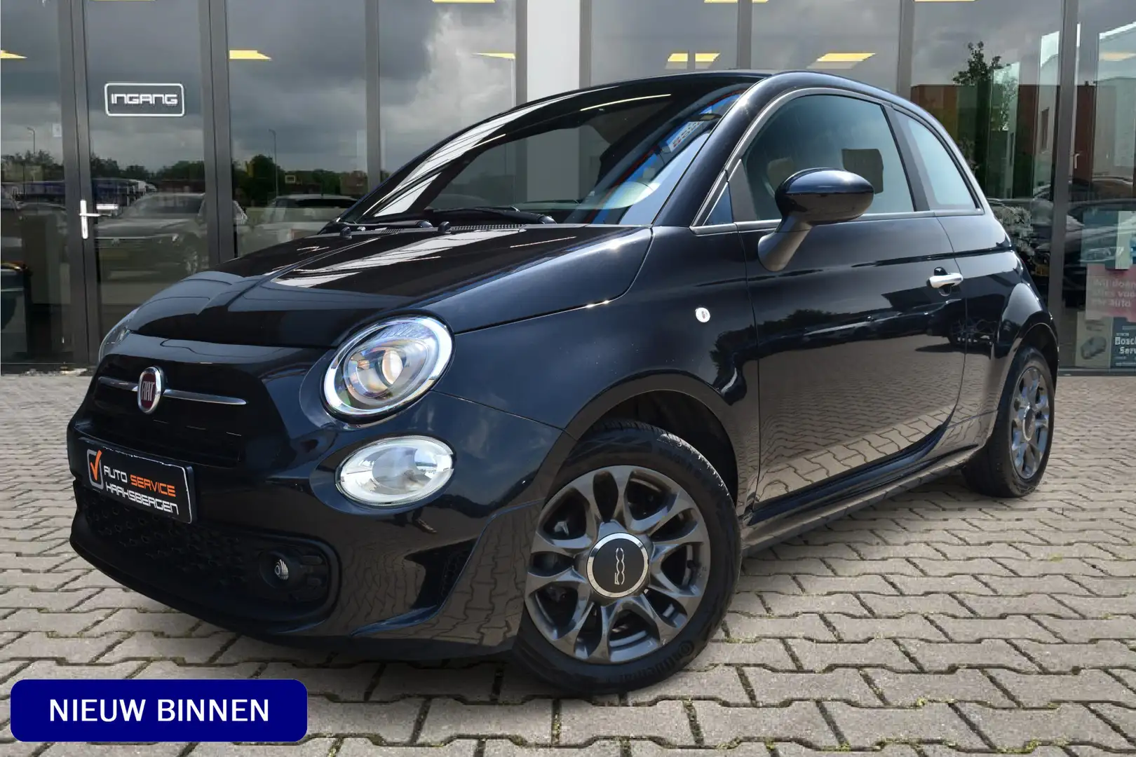 Fiat 500C 1.0 Hybrid Sport | DAB | Carplay | Cruise Control Zwart - 1