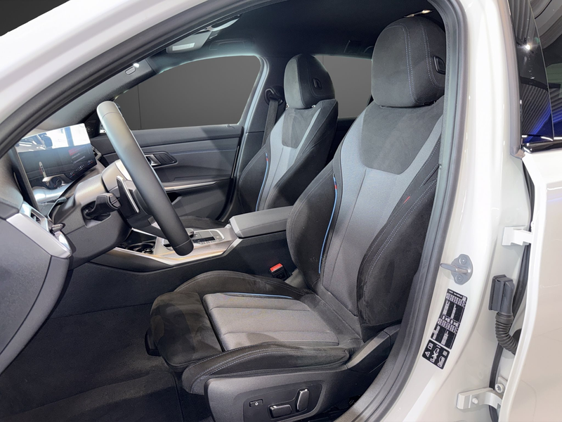 BMW 340 M340i xDrive Touring NP 82.819,- DrivingAssistProf — photo 11