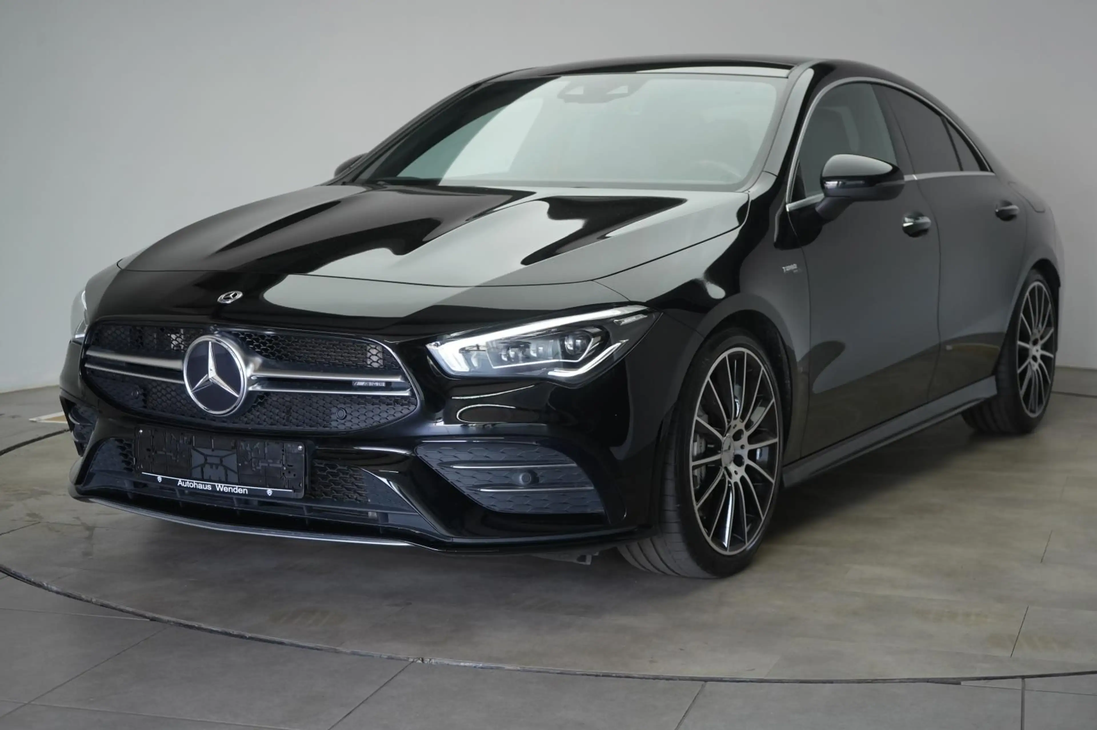 Mercedes-Benz CLA 35 AMG 4Matic Speedshift 7G-DCT Kamera/Pano/ — photo 3