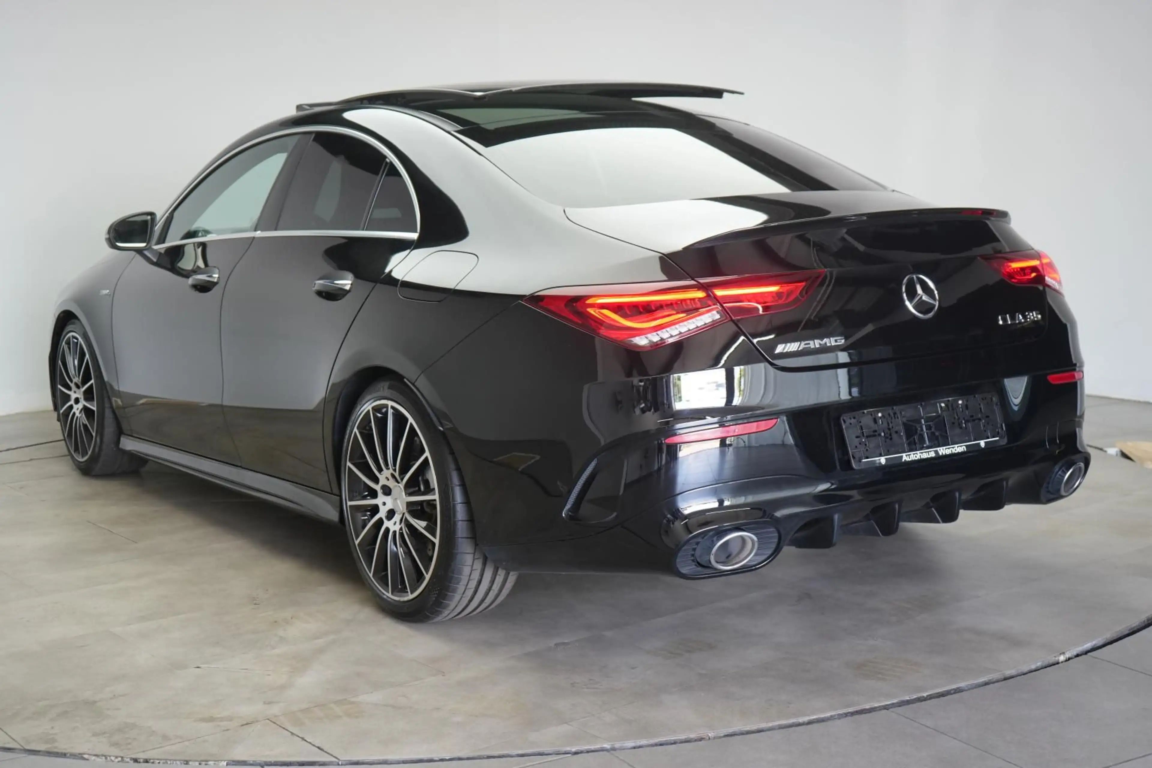 Mercedes-Benz CLA 35 AMG 4Matic Speedshift 7G-DCT Kamera/Pano/ — photo 5