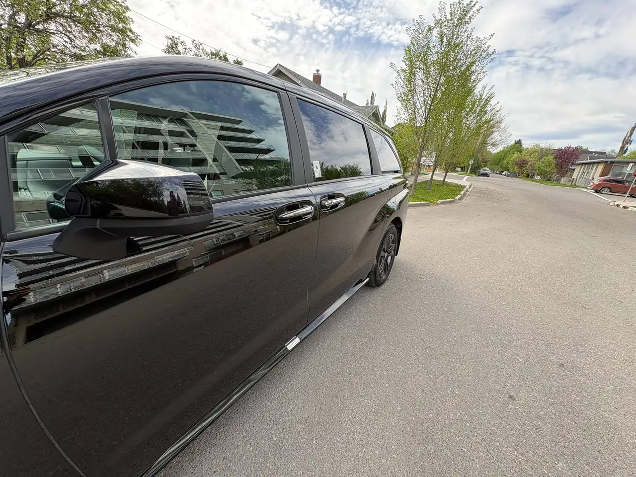 Toyota Sienna снимка Toyota Sienna