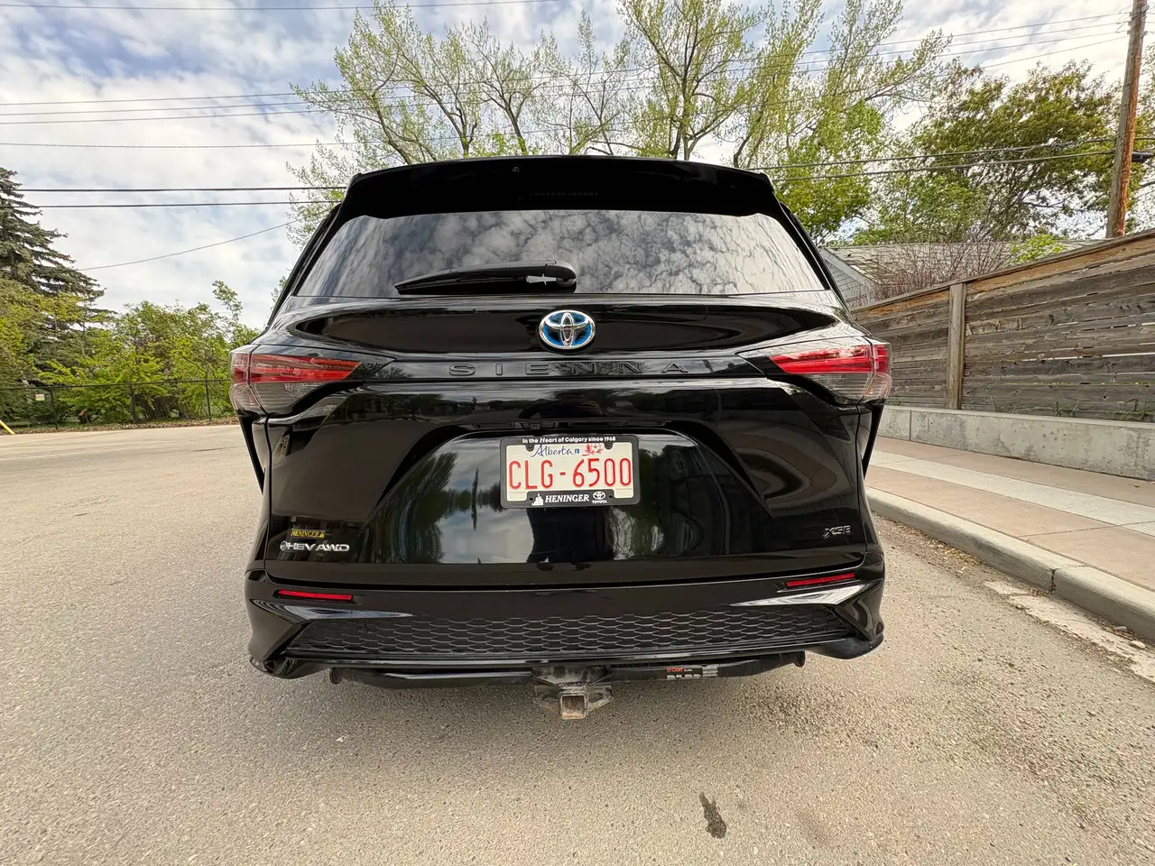 Toyota Sienna снимка Toyota Sienna