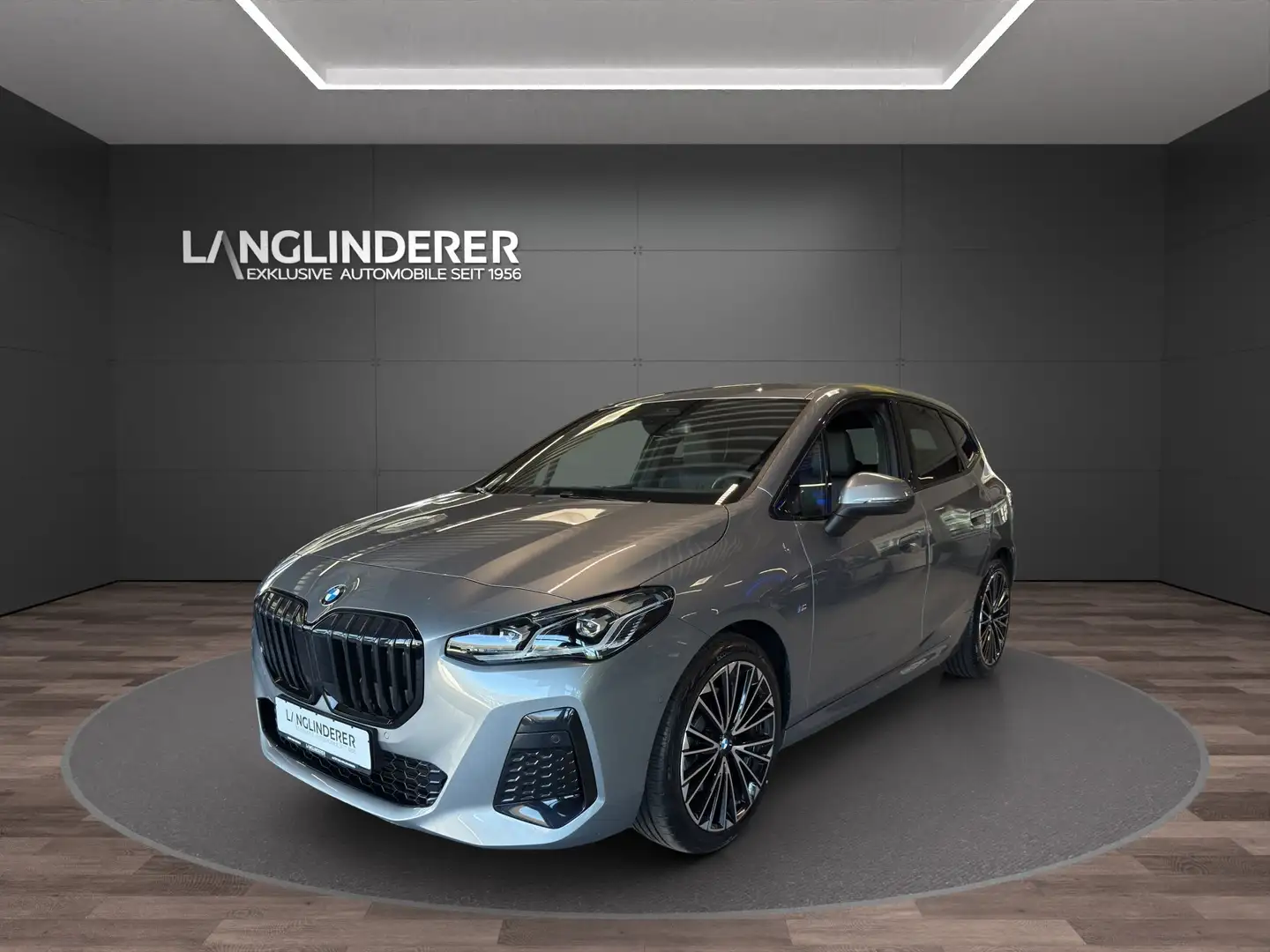 BMW 223 i Active Tourer M-Sport NP 57.929,- AHK h/k Grau - 1