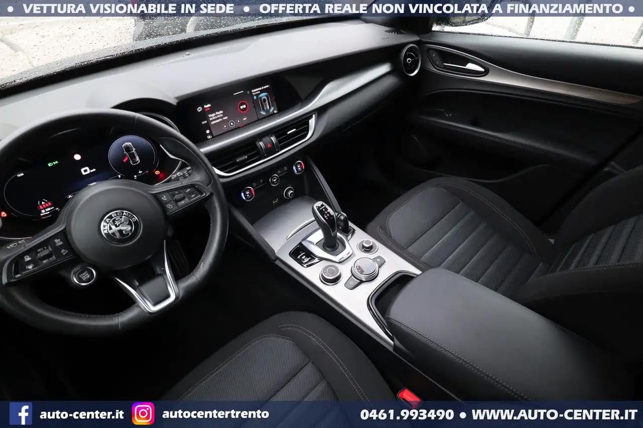 Alfa Romeo Stelvio 2025 — фото 13