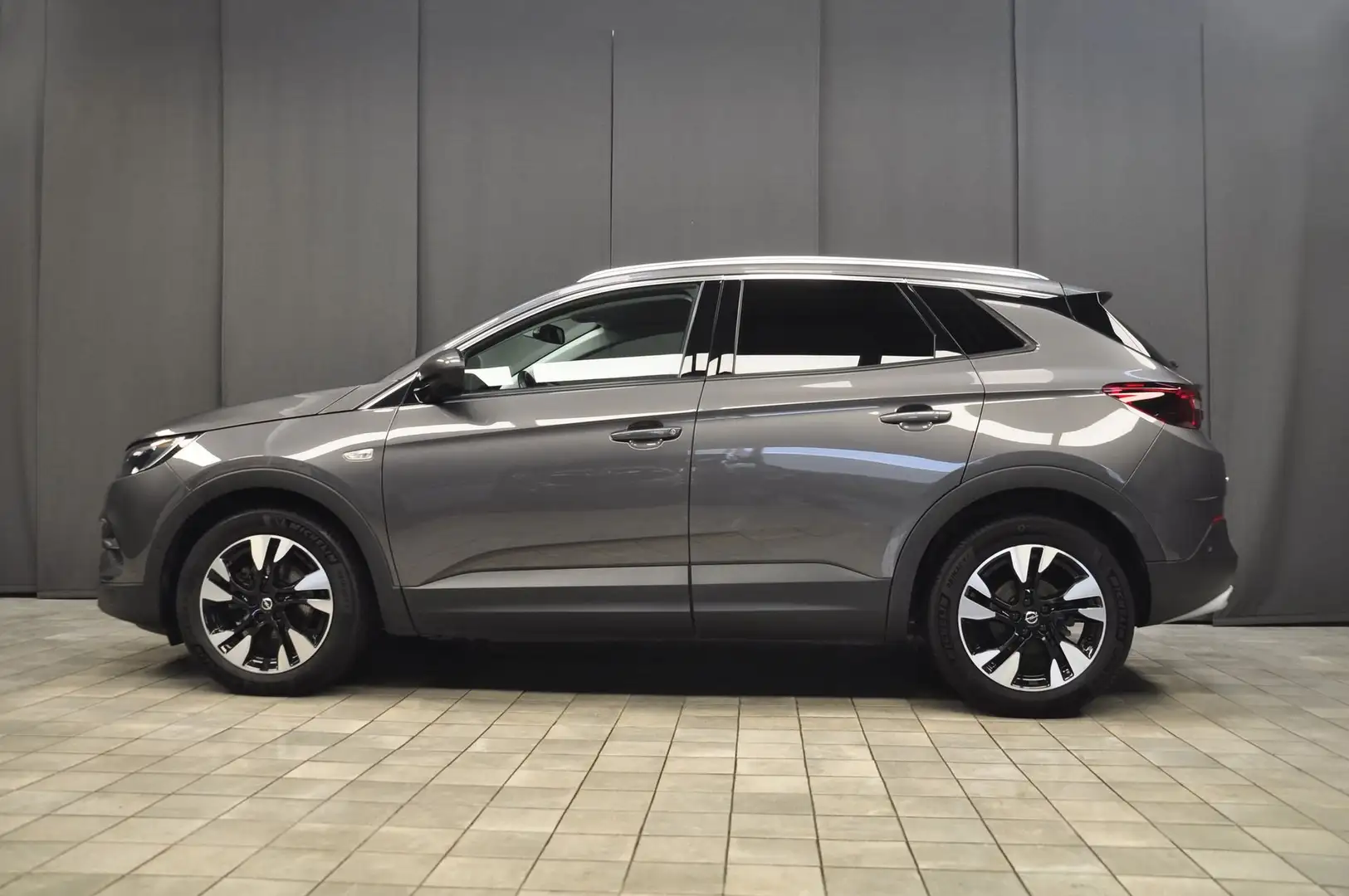 Opel Grandland X Innovation Gris - 2