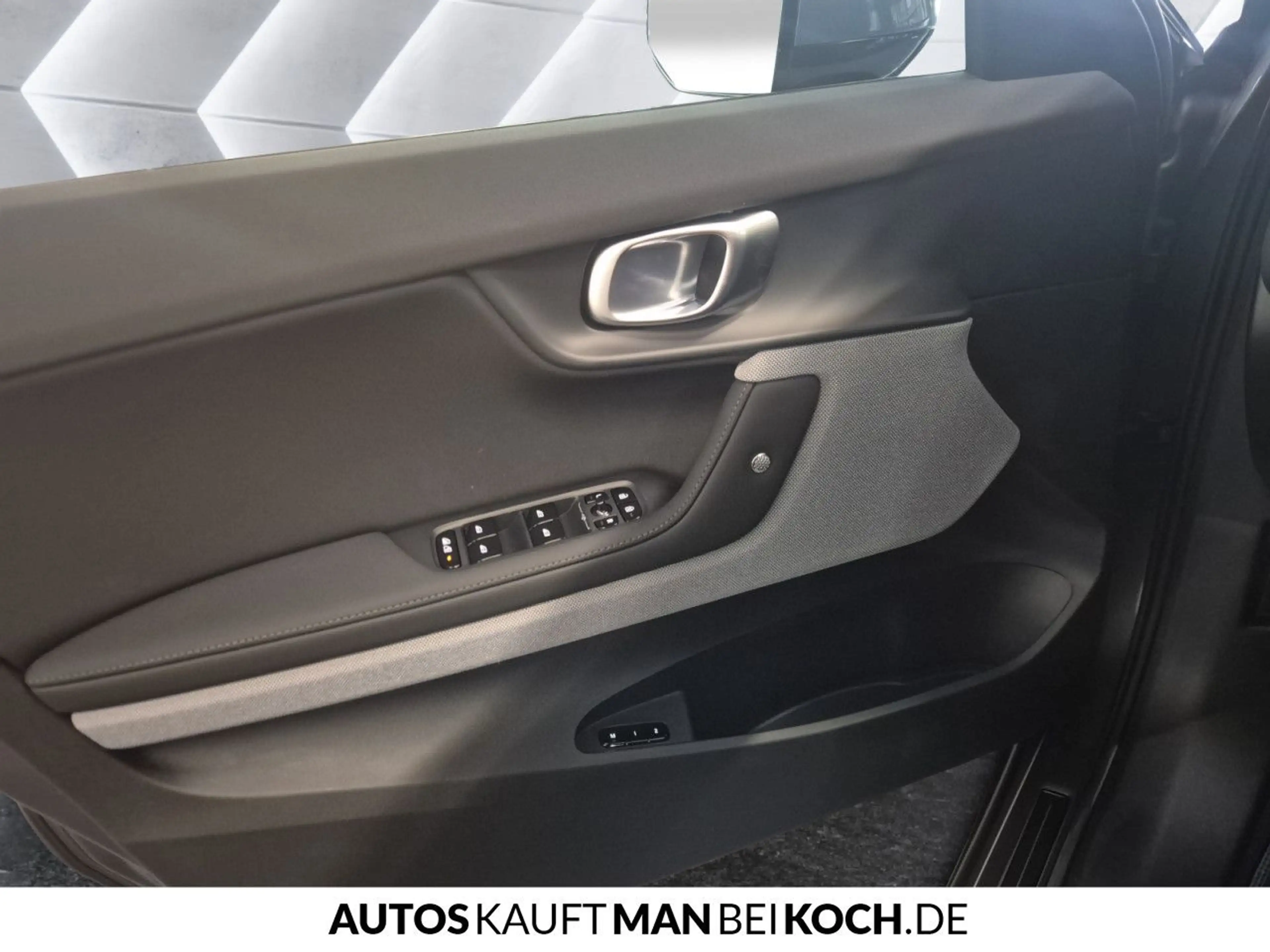 Polestar 2 Long Range Dual PILOT PLUS BLIS PIXEL LED 360 HK — photo 14