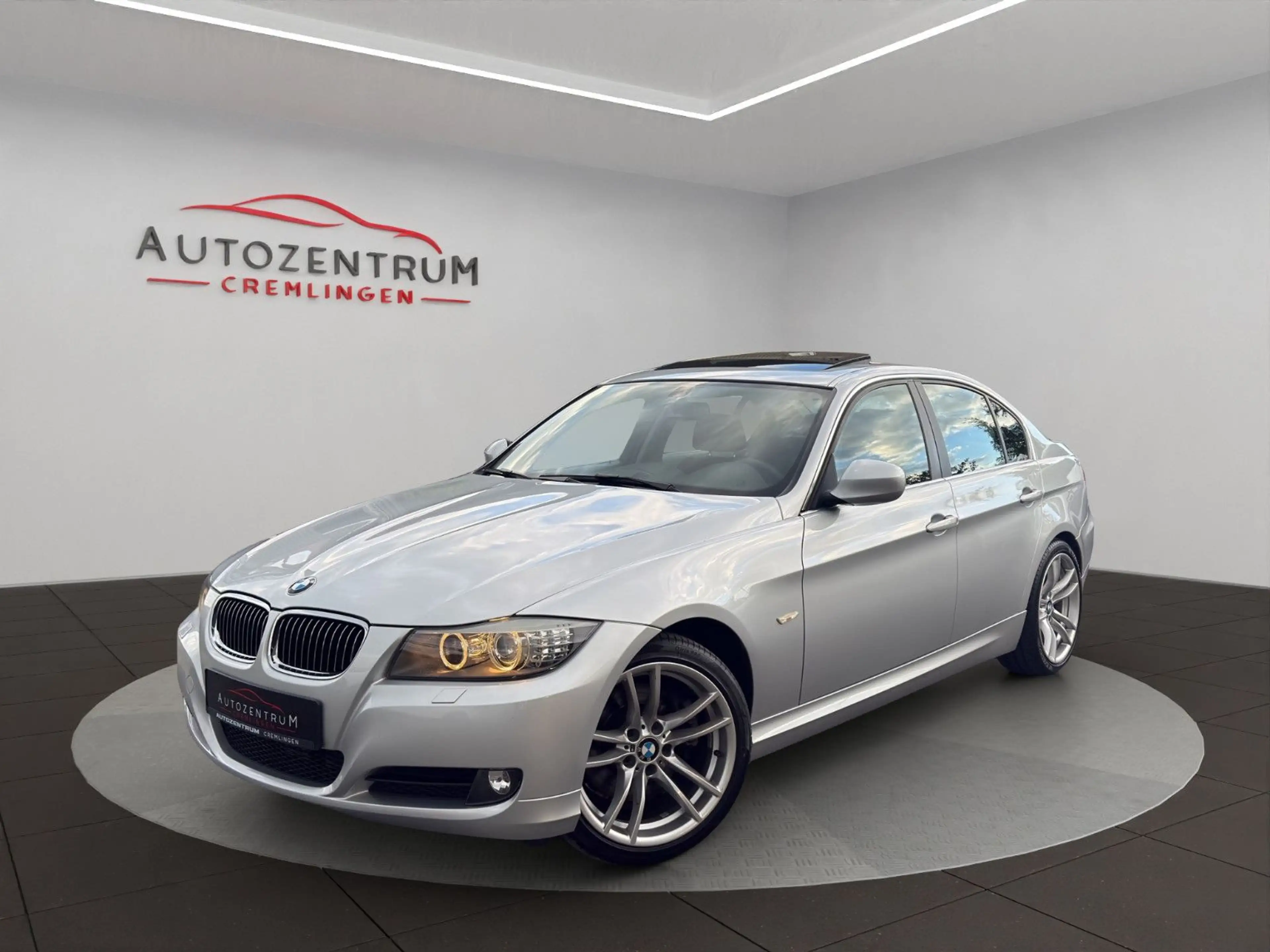 BMW 325 d AUT. eGSD NAVI PDC XENON SHZ AHK TEMP M640