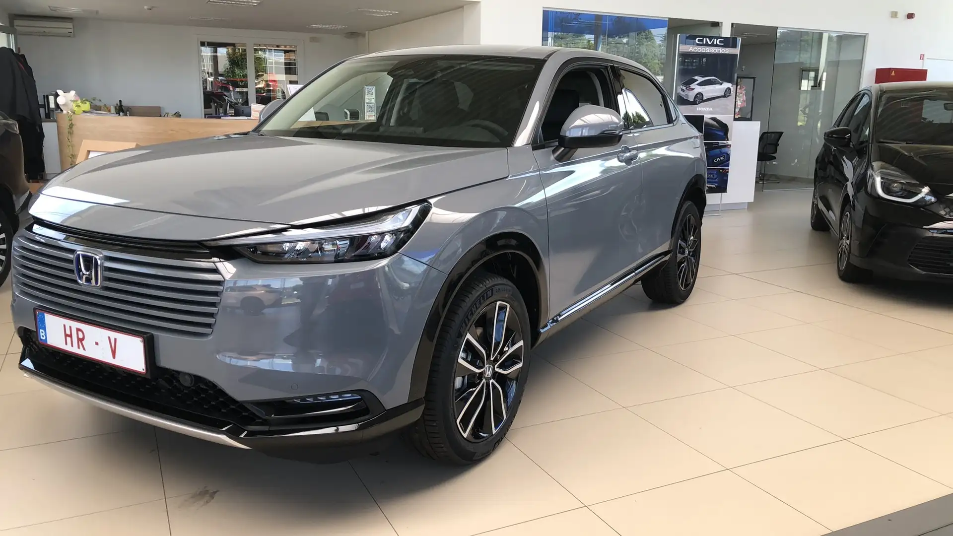 Honda HR-V HR-V e:HEV 1.5 i-MMD Hybrid Advance NEW siva - 1