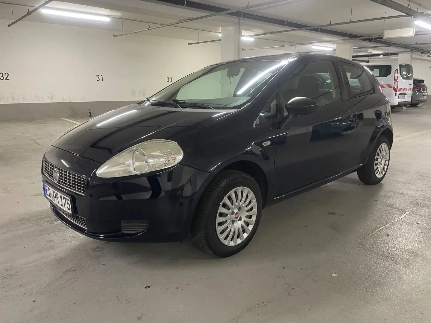 Fiat Grande Punto 1.2 8V Active Blau - 2