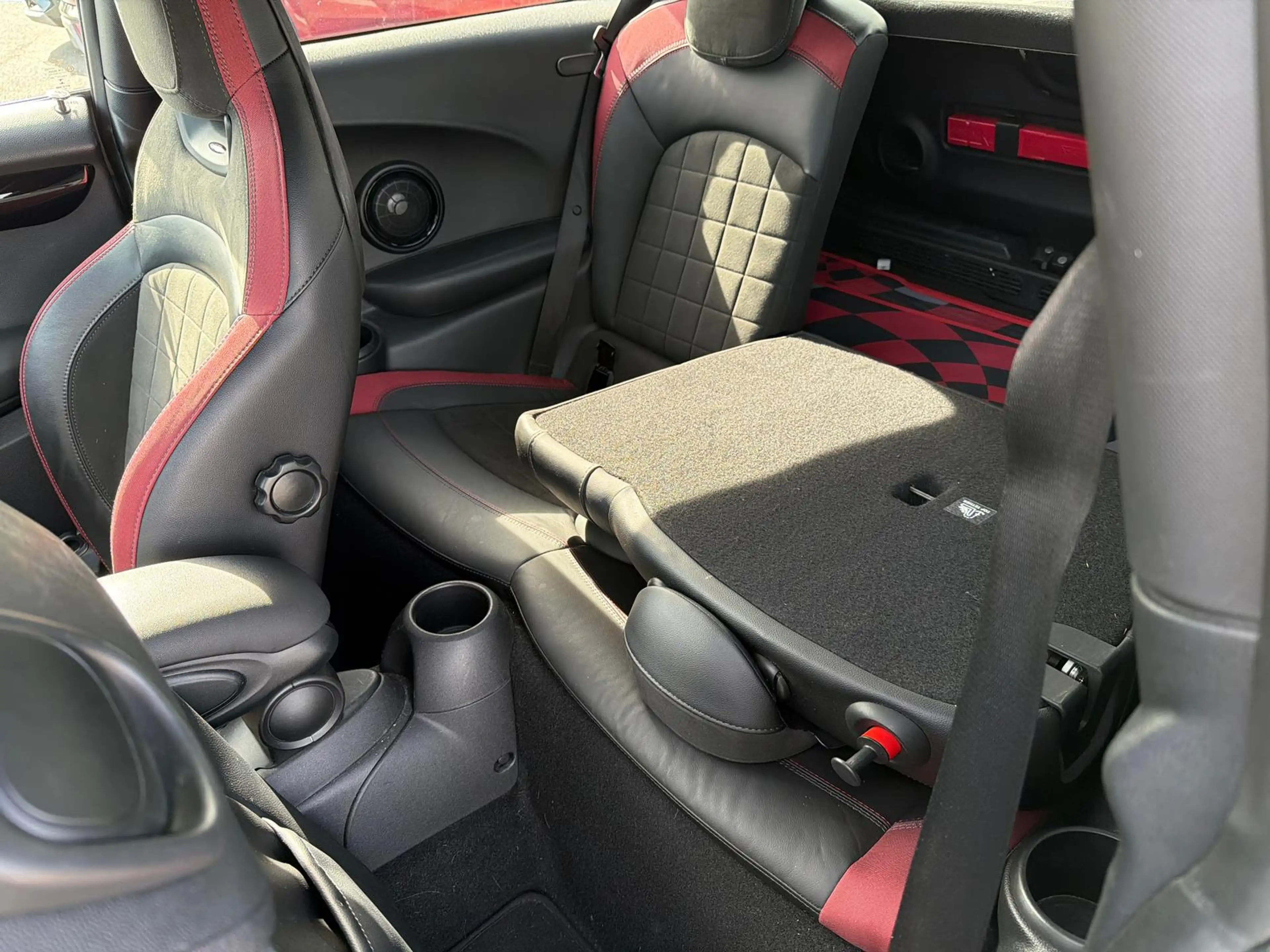 MINI John Cooper Works 2.0 16V John Cooper Works — photo 8