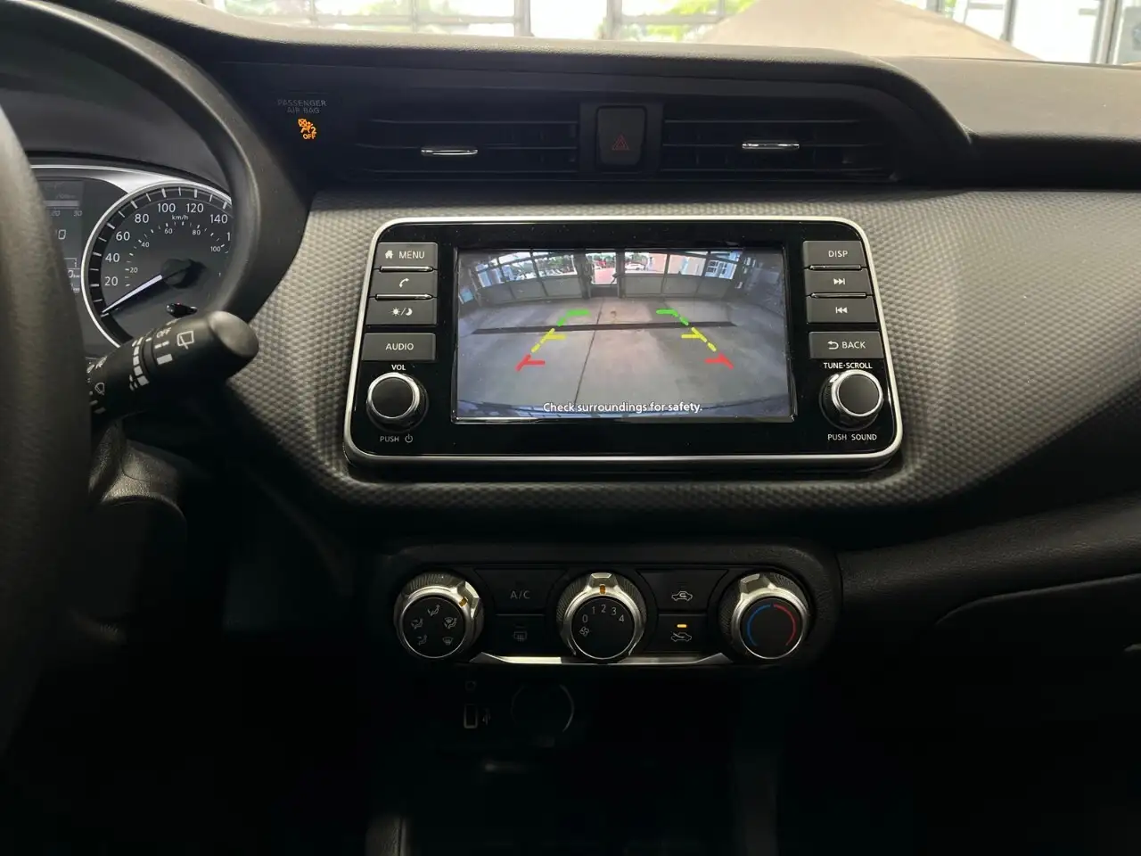 Nissan Kicks photo Nissan Kicks