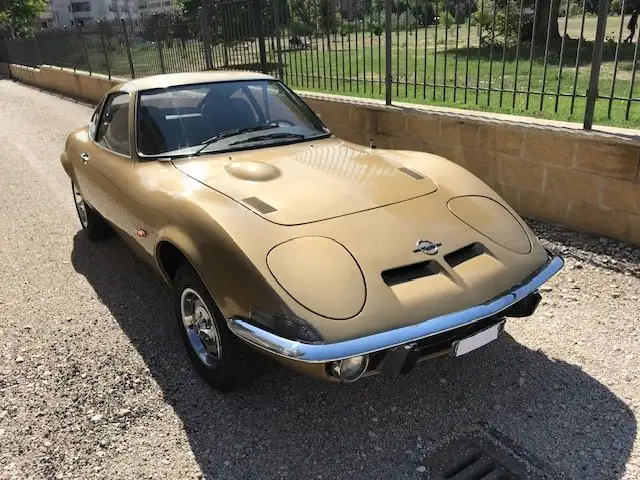 Opel GT 1900