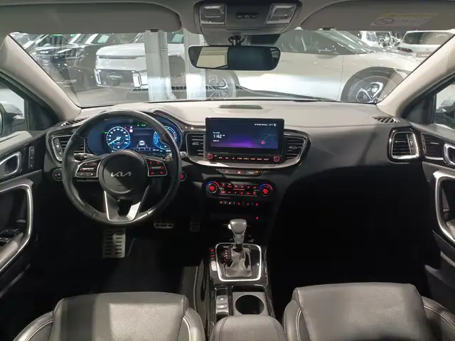 Kia Ceed view 9