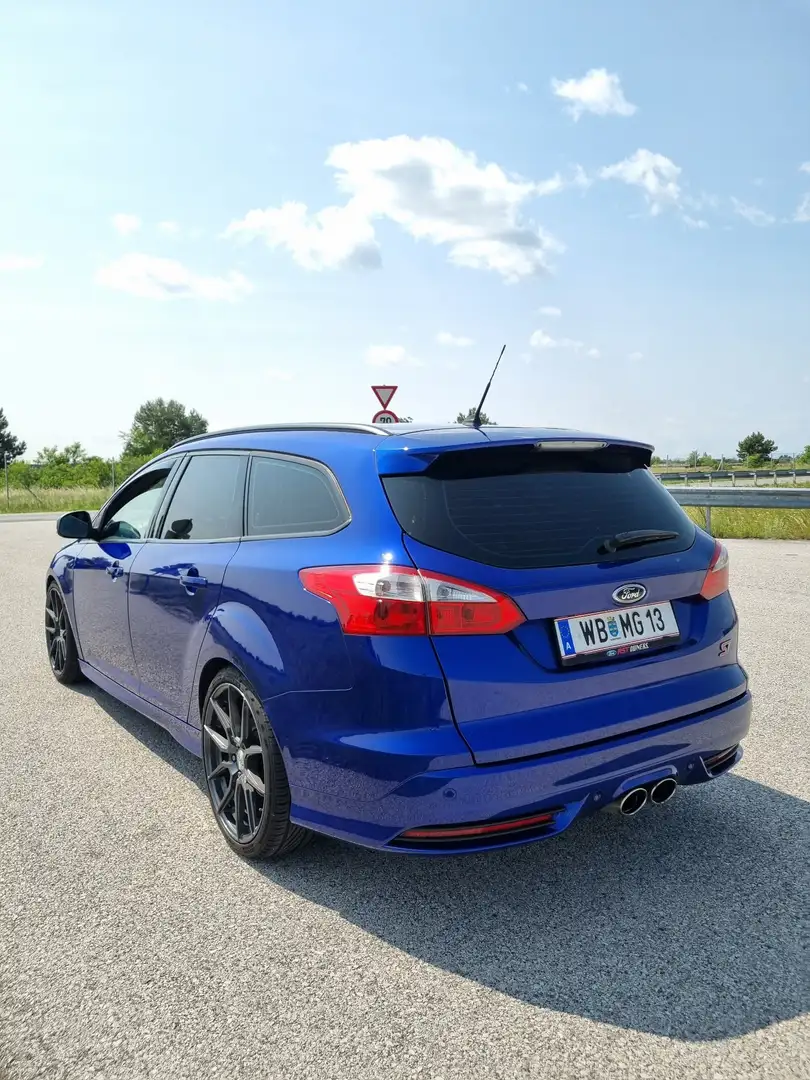 Ford Focus Traveller ST 2,0 EcoBoost - 2
