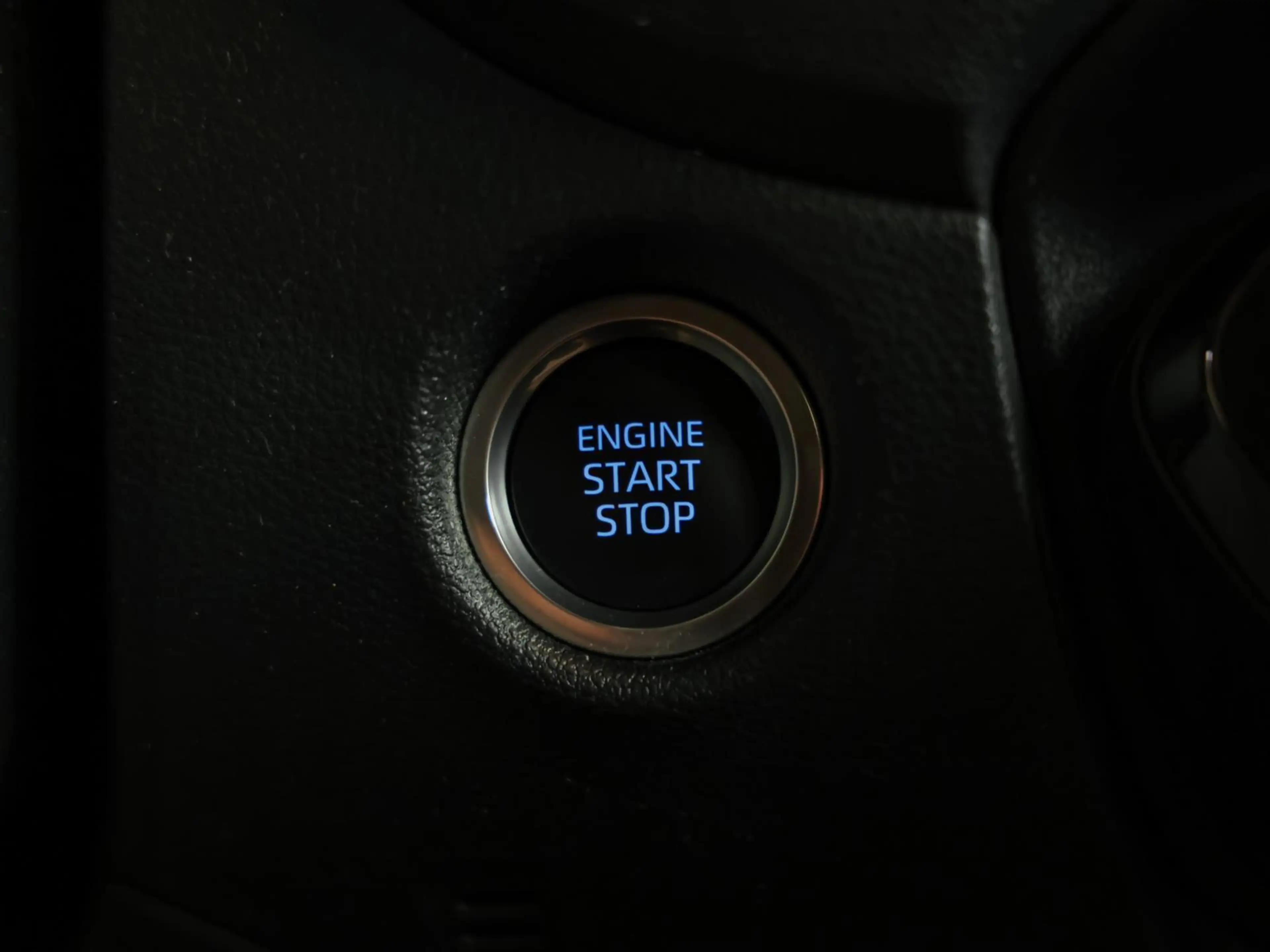 Toyota Aygo X 1.0 VVT-i Play SHZ PDC KLIMA BT ZV SERVO — photo 12