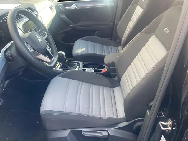 Volkswagen Touran view 7