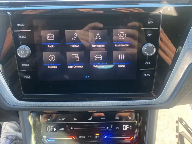 Volkswagen Touran view 11