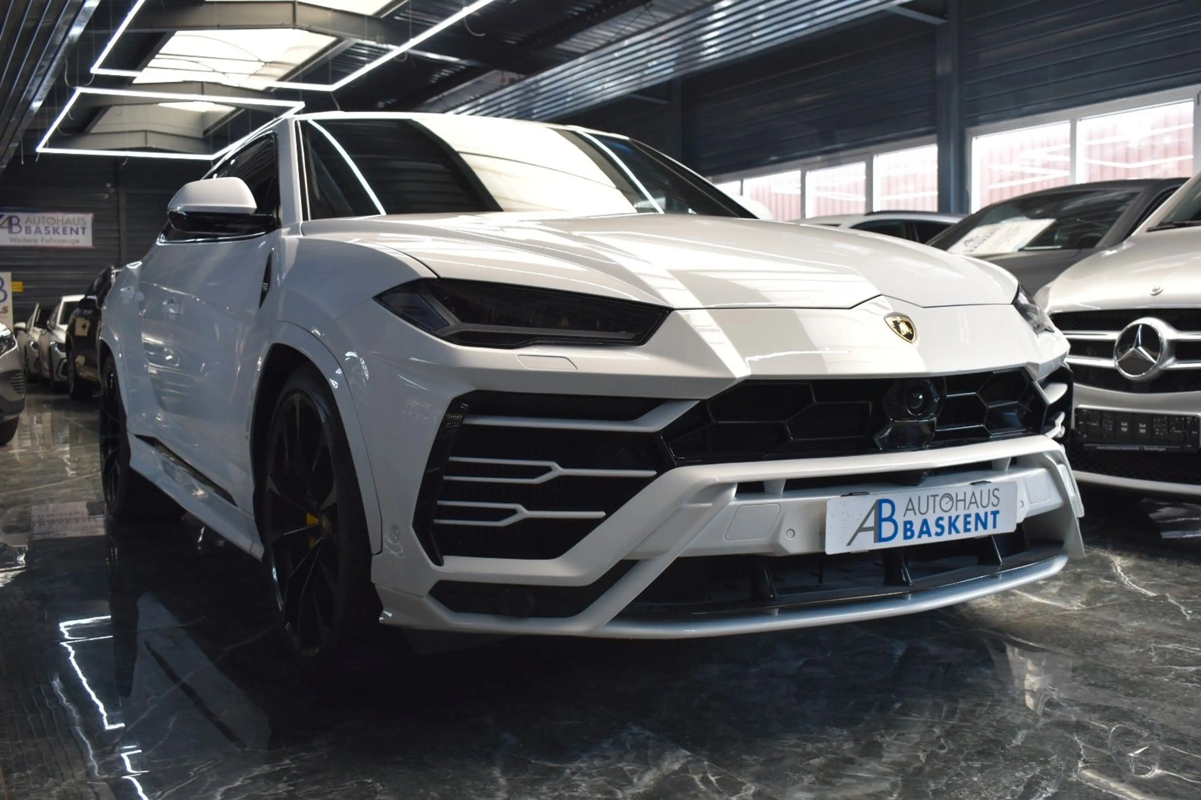 Lamborghini Urus 4.0 V8*FULL ADAS*B&O*REAR ENTERTAINMENT*HUD — photo 12