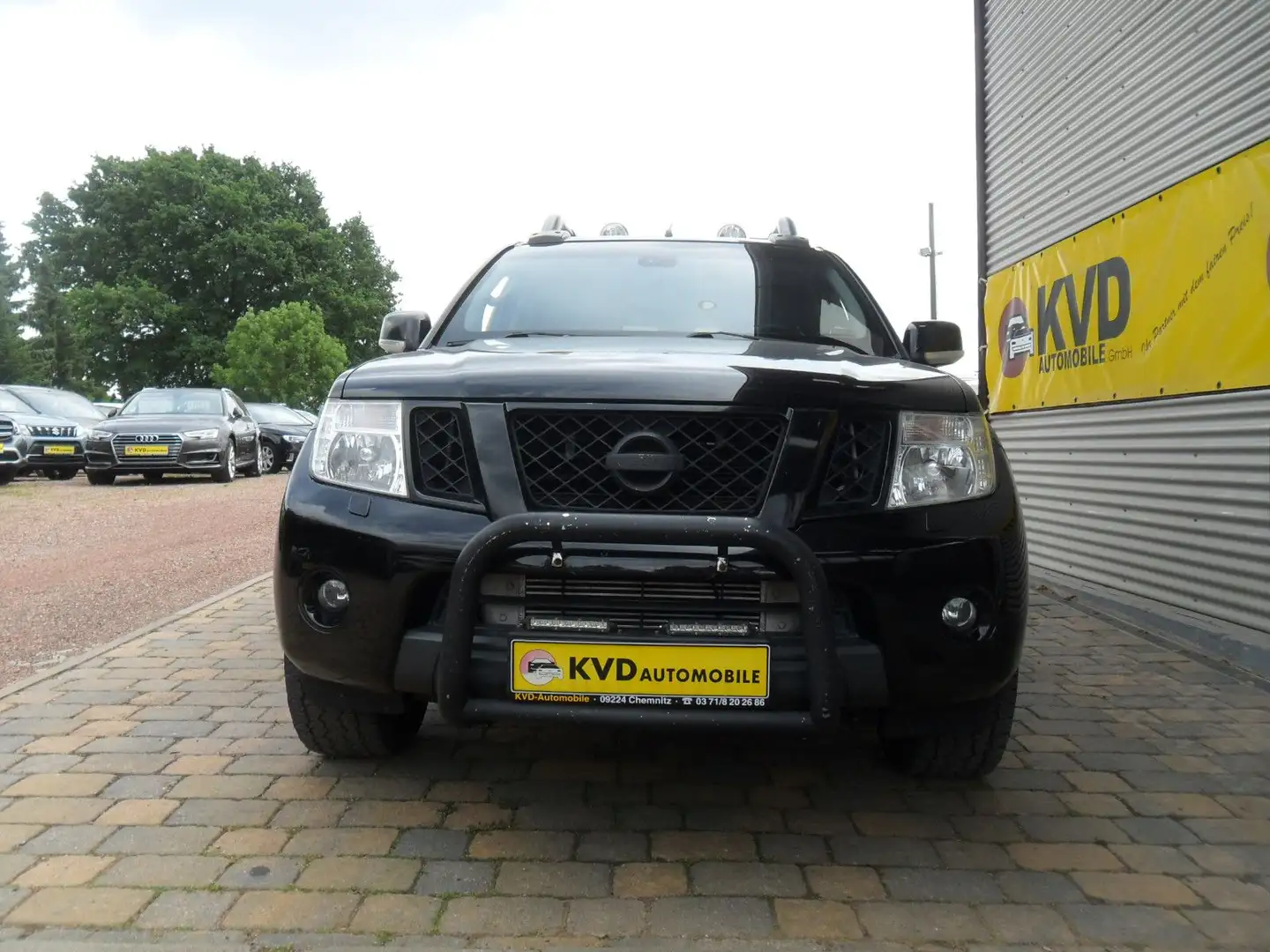 Nissan Navara Pickup Double Cab LE V6 4X4 Zwart - 2
