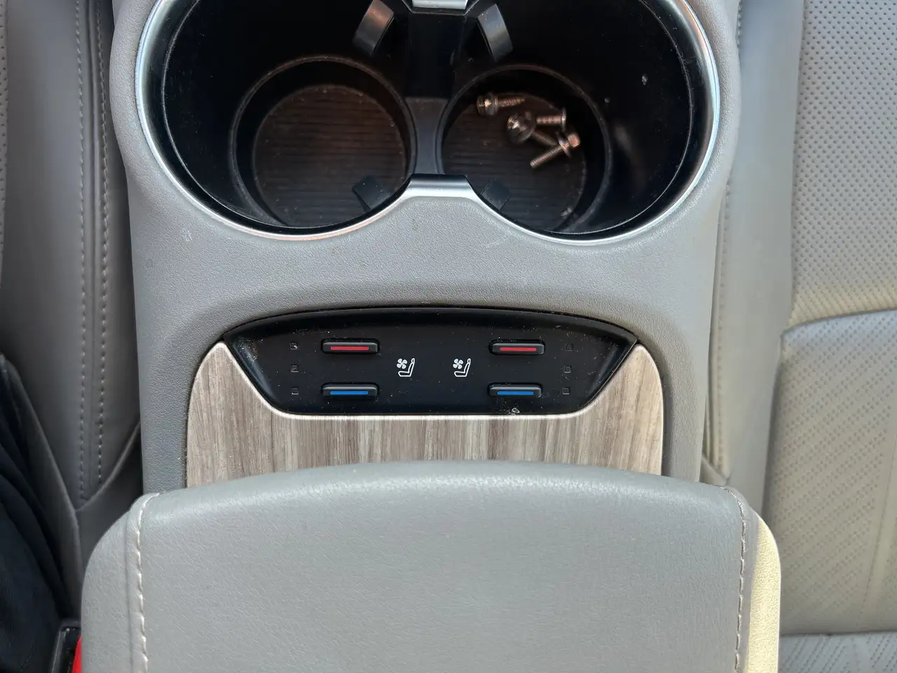 Toyota Venza снимка Toyota Venza