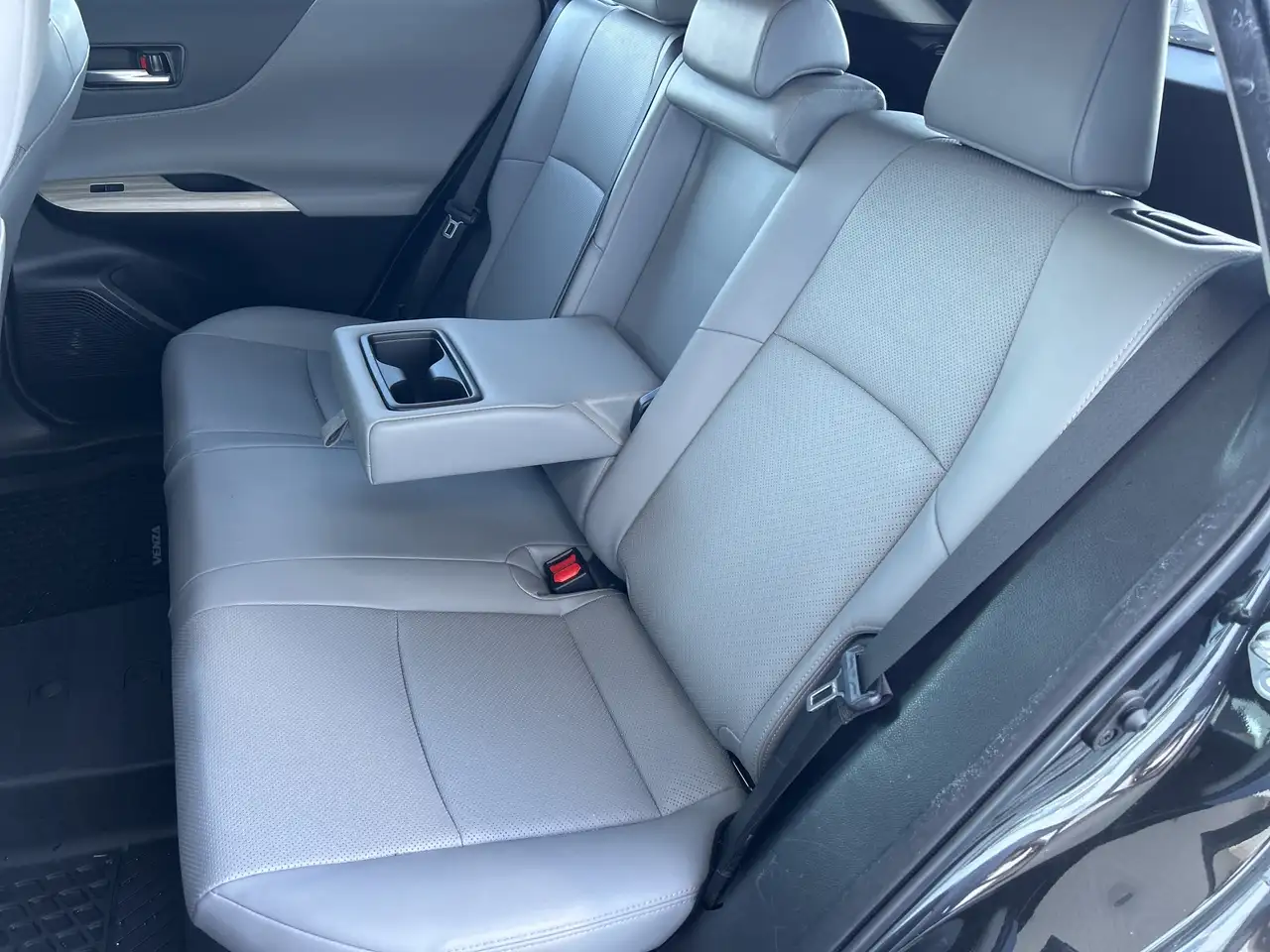 Toyota Venza снимка Toyota Venza